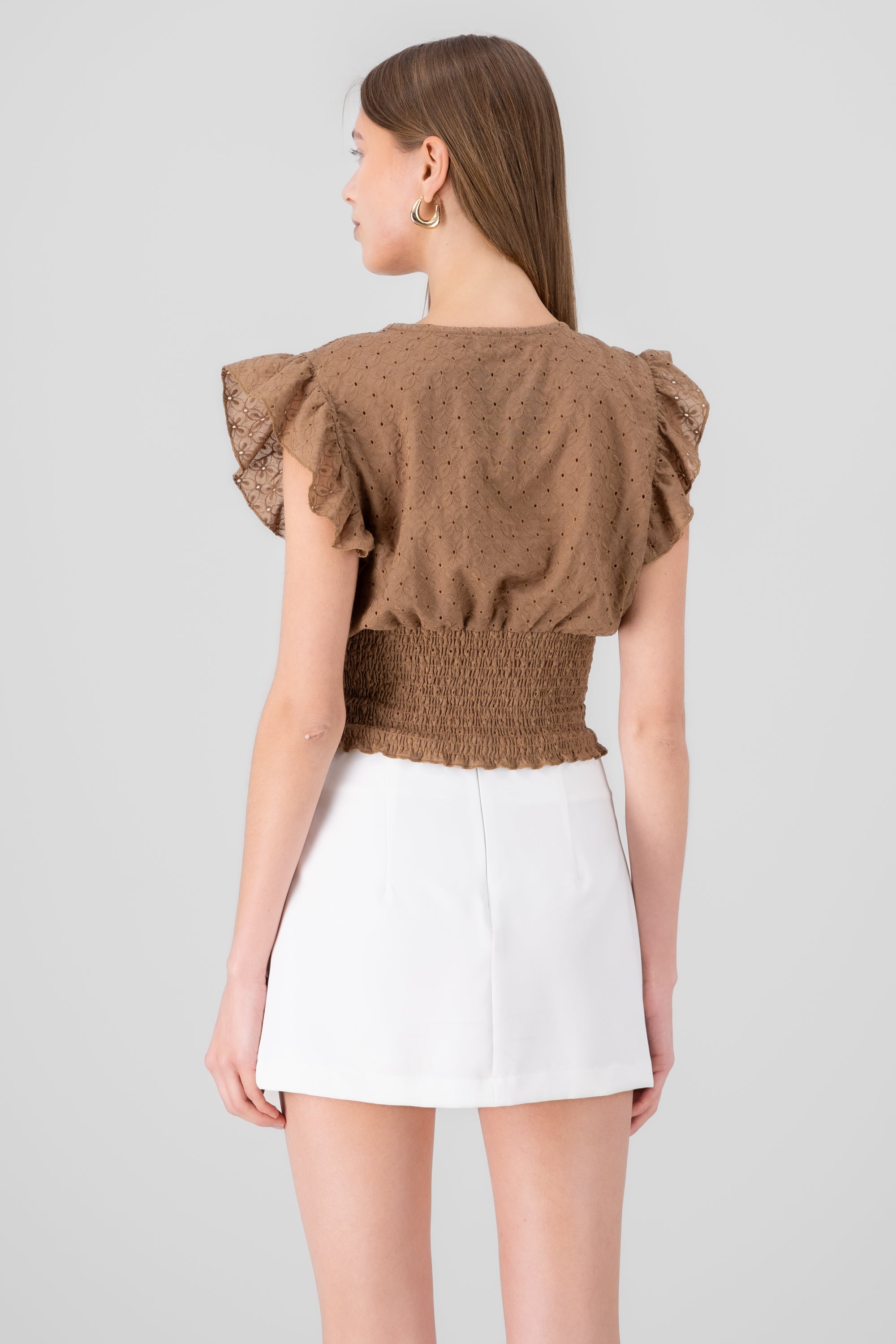 Blusa eyelet escote v CAFE