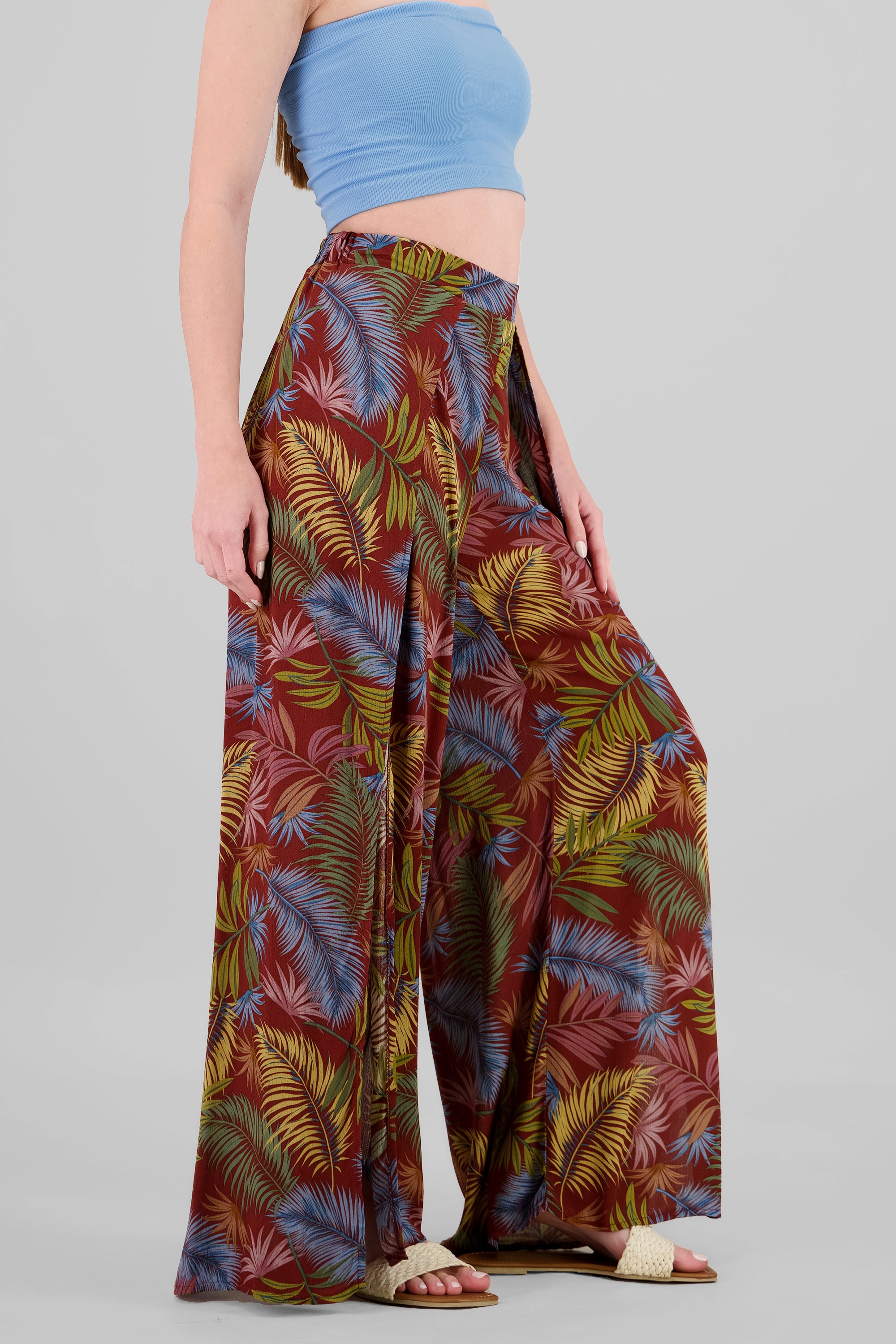 Pantalon pinzas estampado tropical LADRILLO