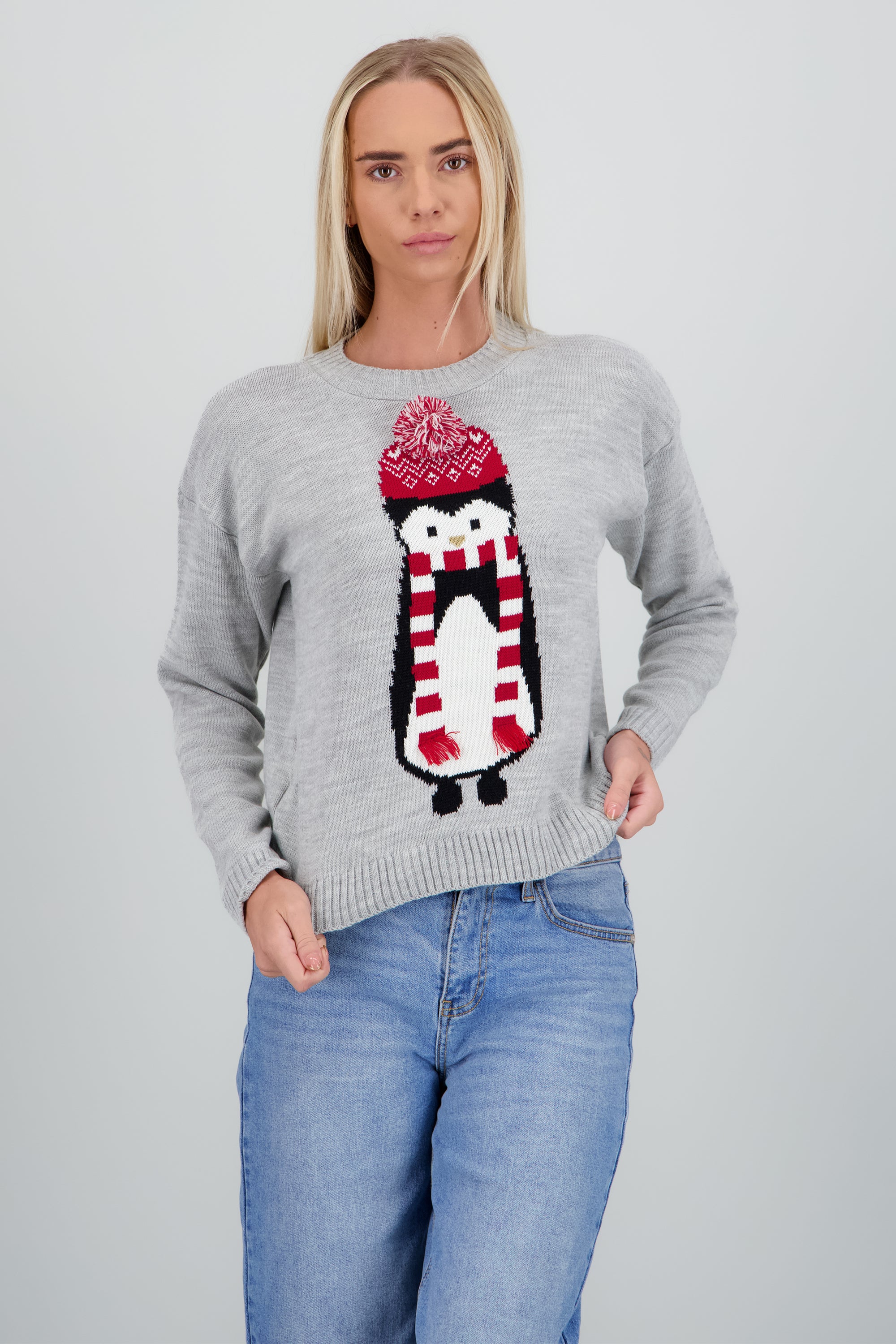 Sueter pingüino detalle pompon GRIS COMBO