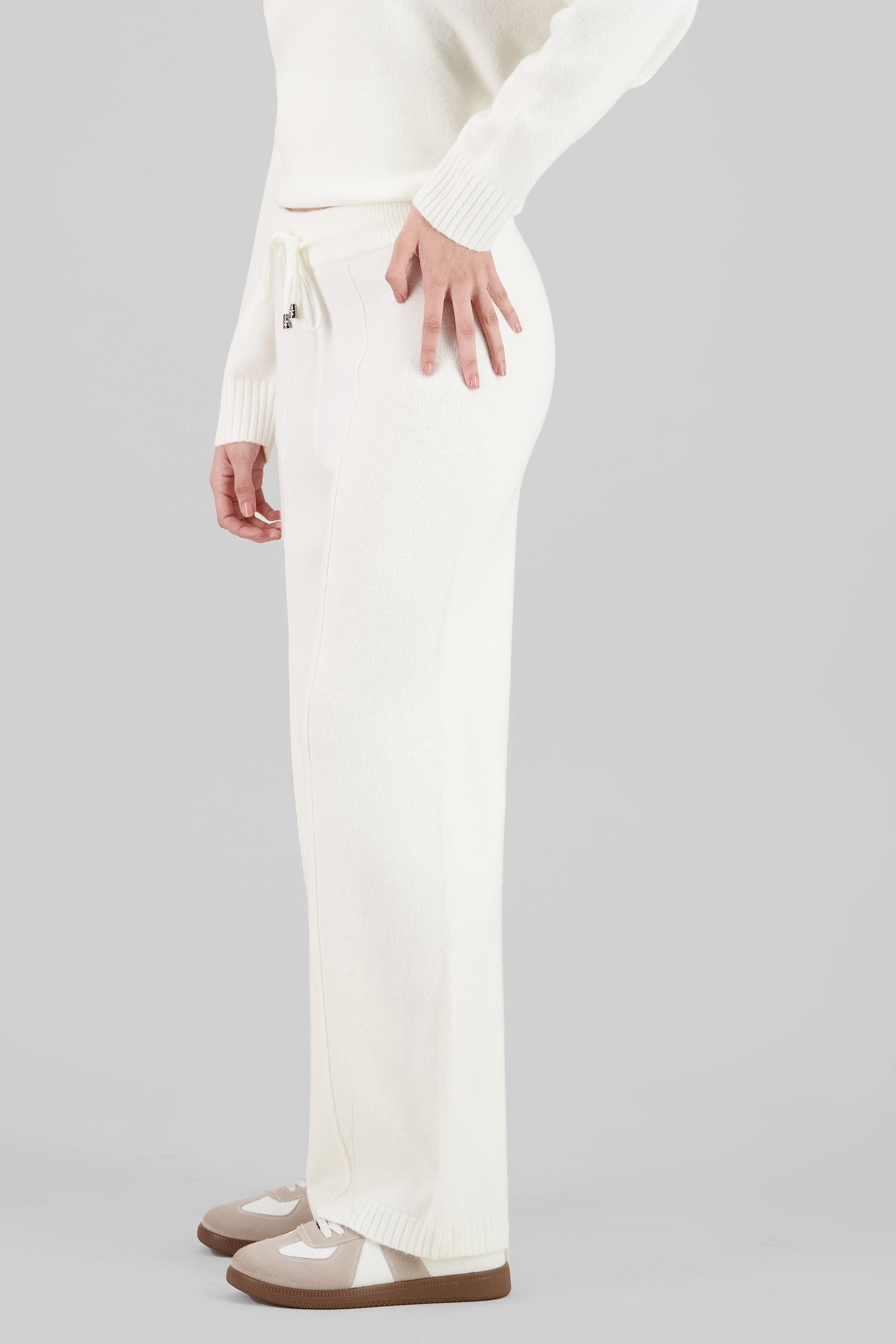 Pantalon wide leg tejido liso CREMA