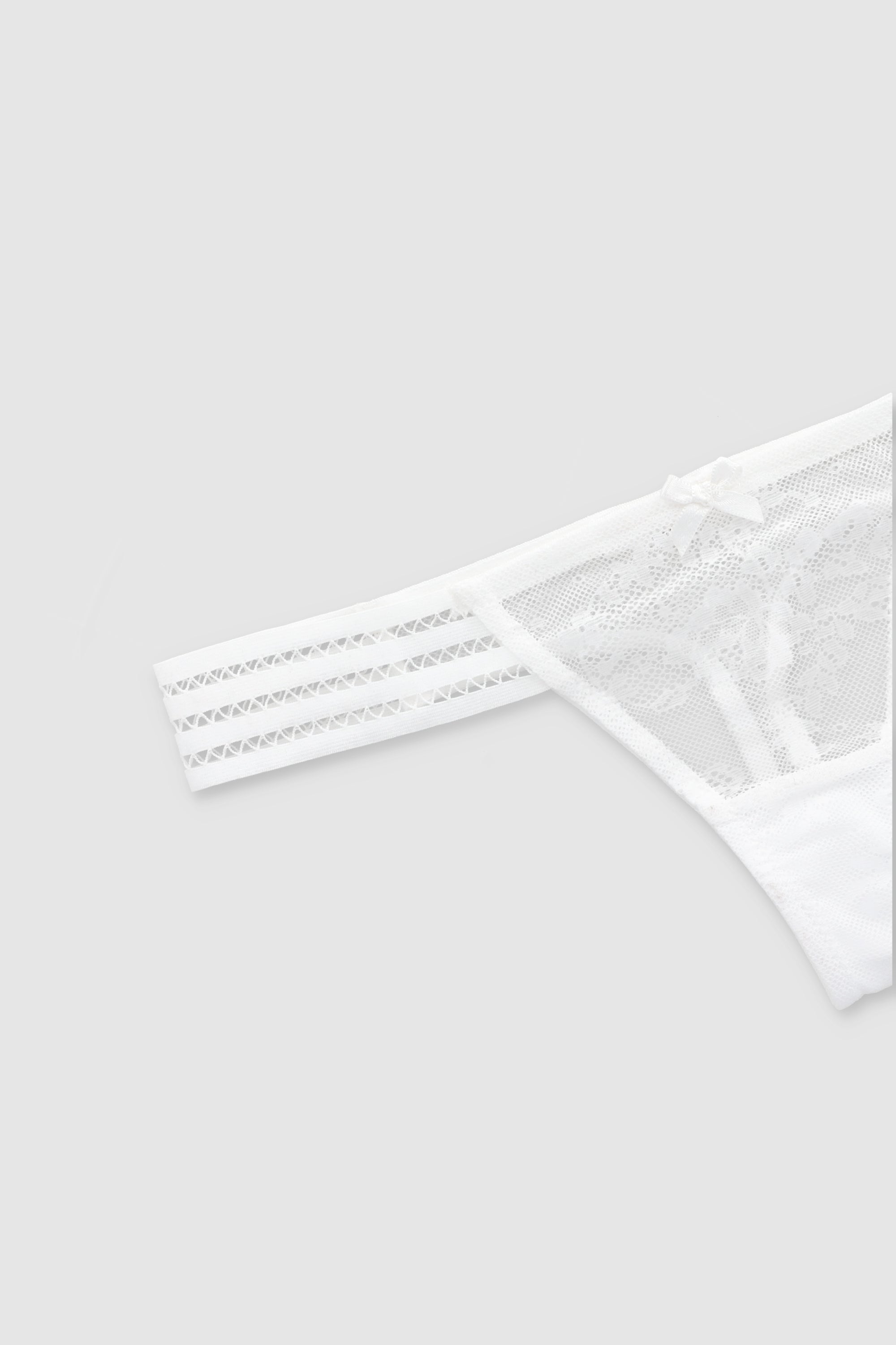 Tanga encaje tiras BLANCO