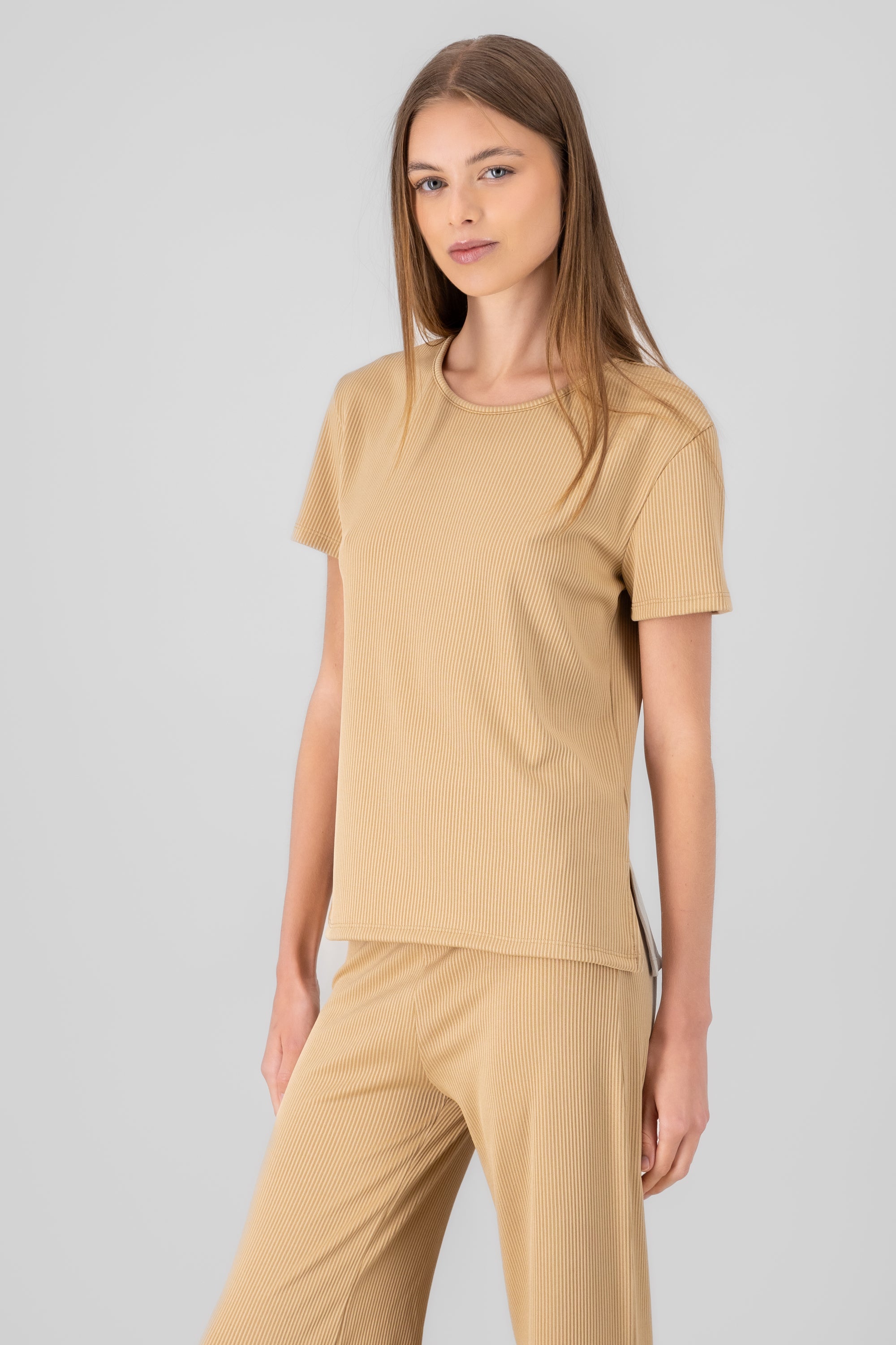 Blusa manga corta rib BEIGE