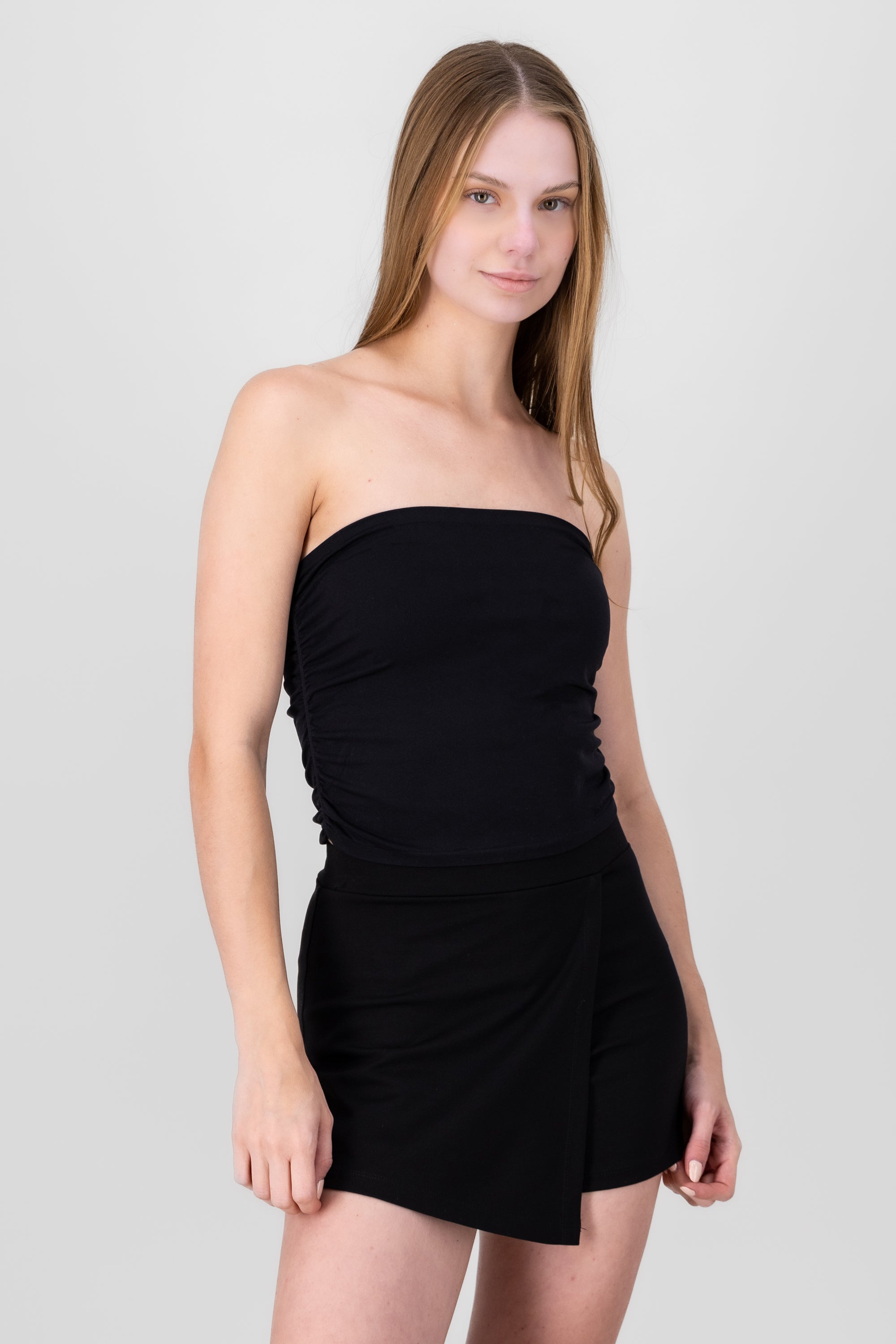 Top tubo strapless drapeado NEGRO