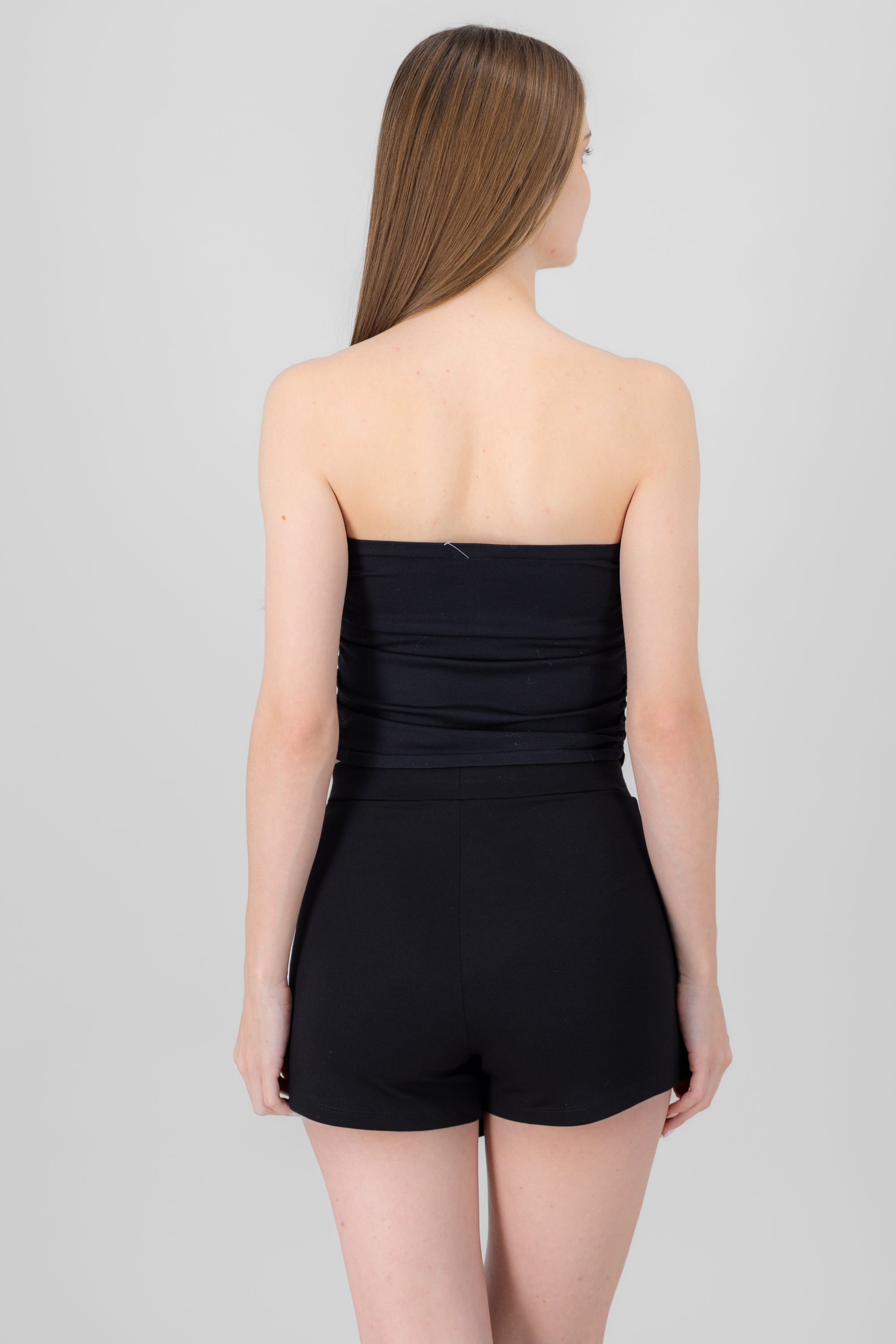 Top tubo strapless drapeado NEGRO