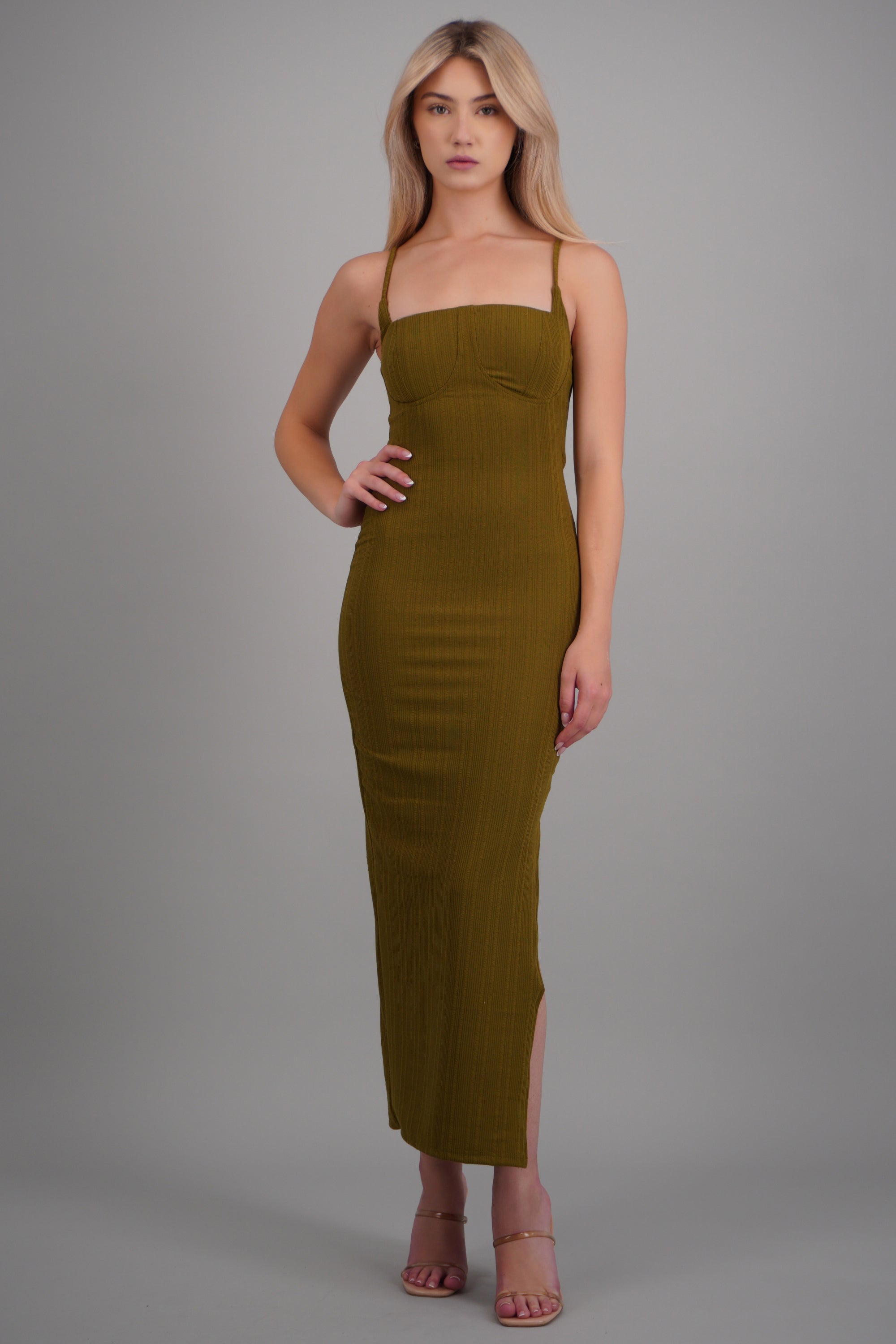 Vestido maxi copa textura VERDE PASTO