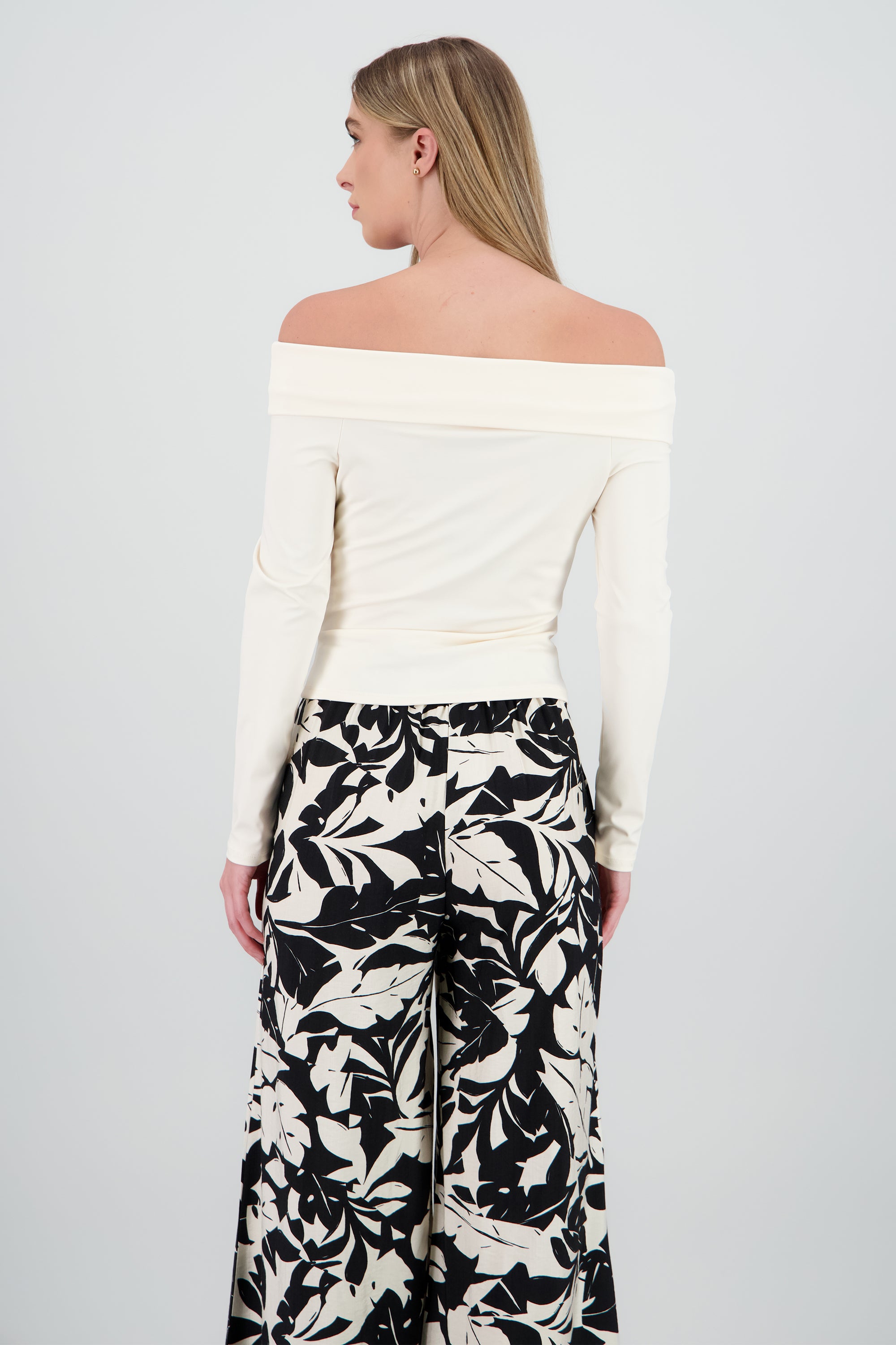 Top off shoulder liso