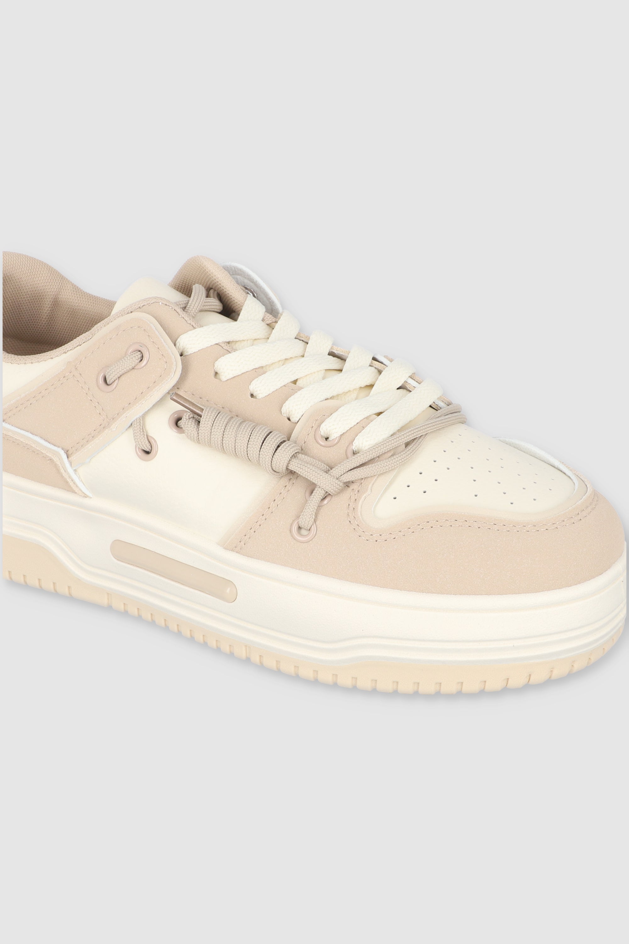 Tenis casual detalle suela BEIGE