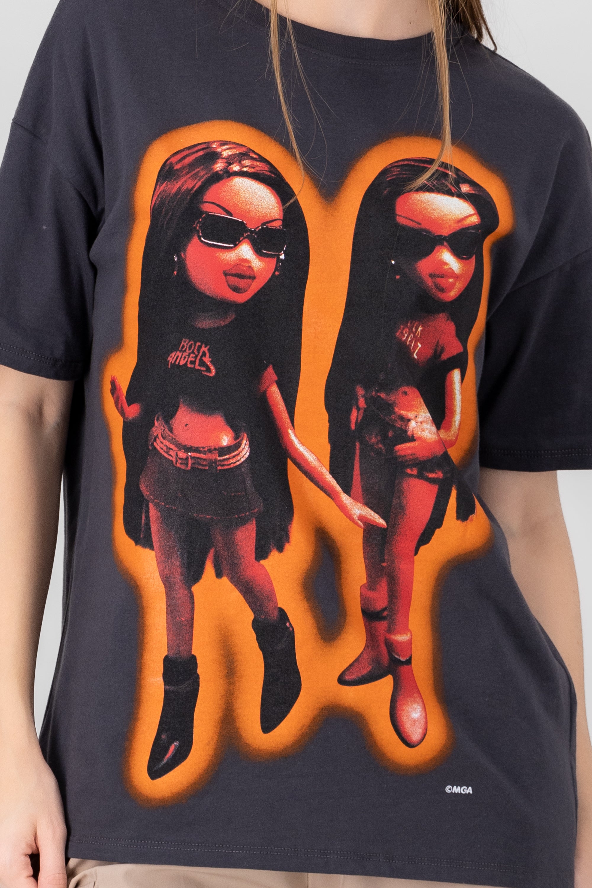 Playera bratz manga corta NEGRO