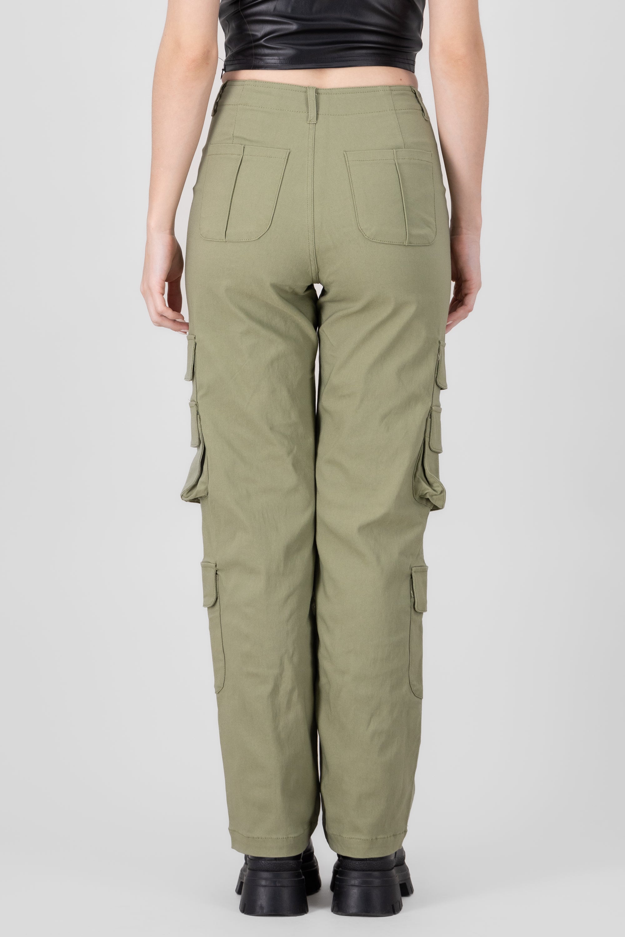 Pantalon cargo bolsas OLIVO