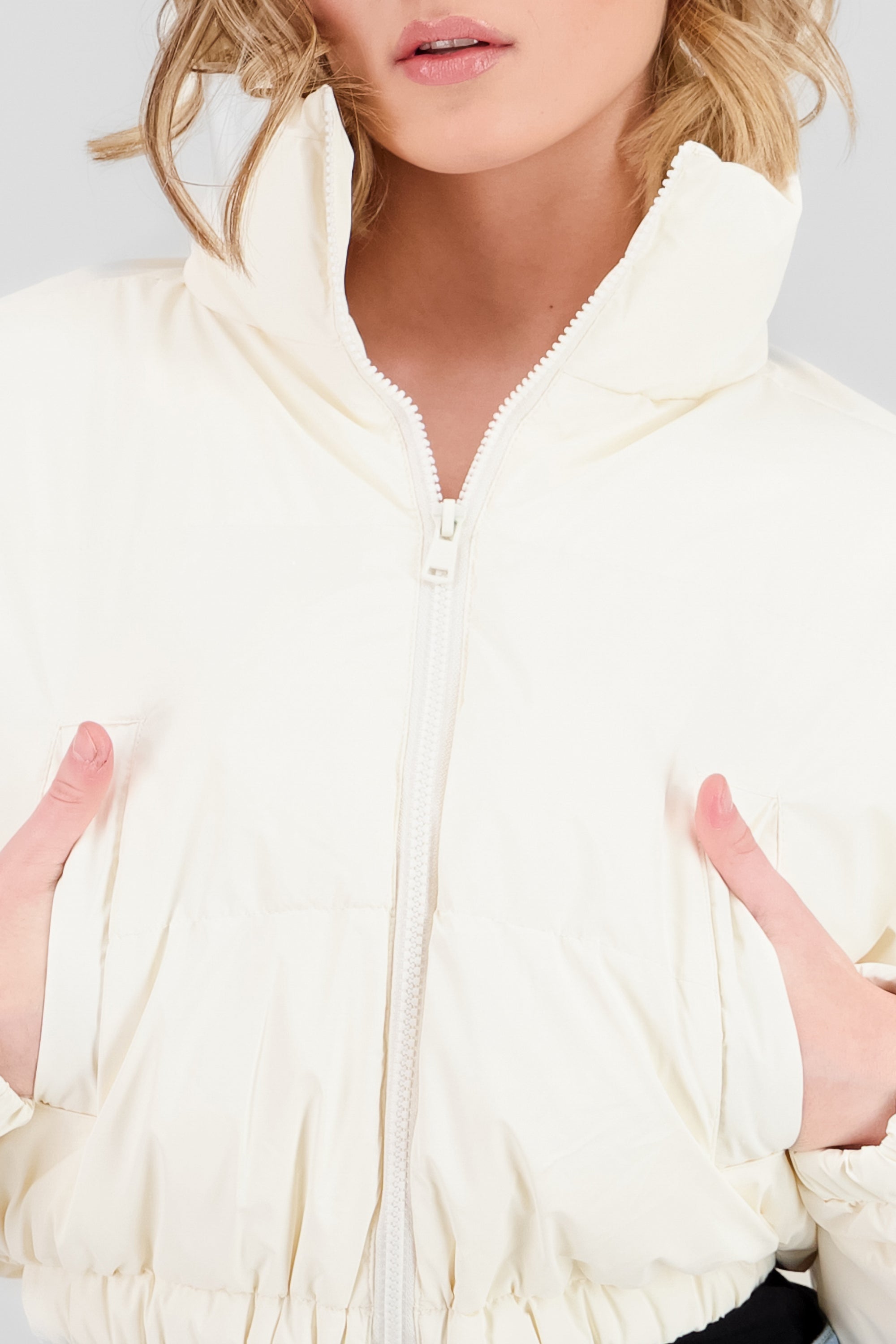 Chamarra corta efecto puffer BLANCO