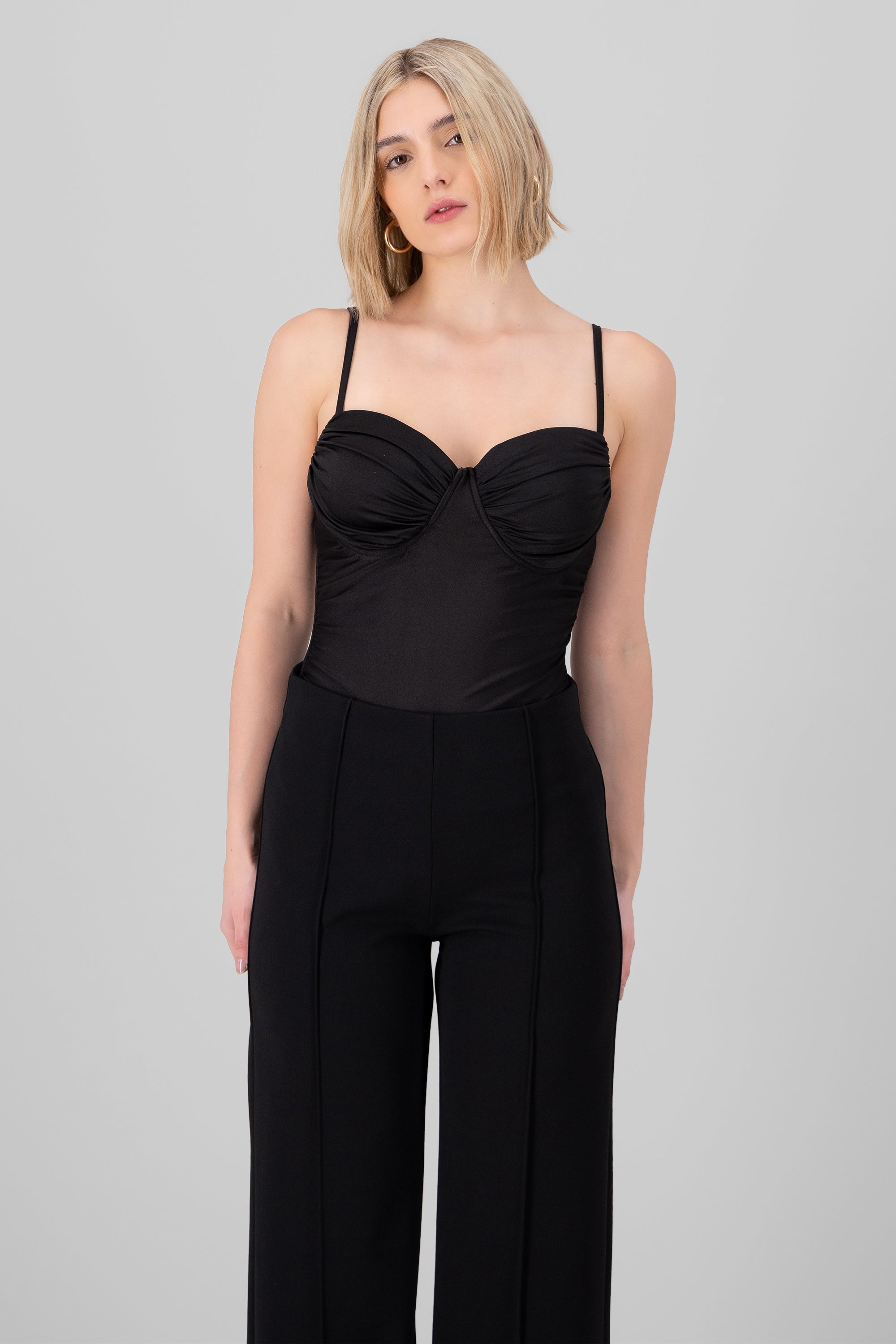 Bodysuit satin con copas NEGRO