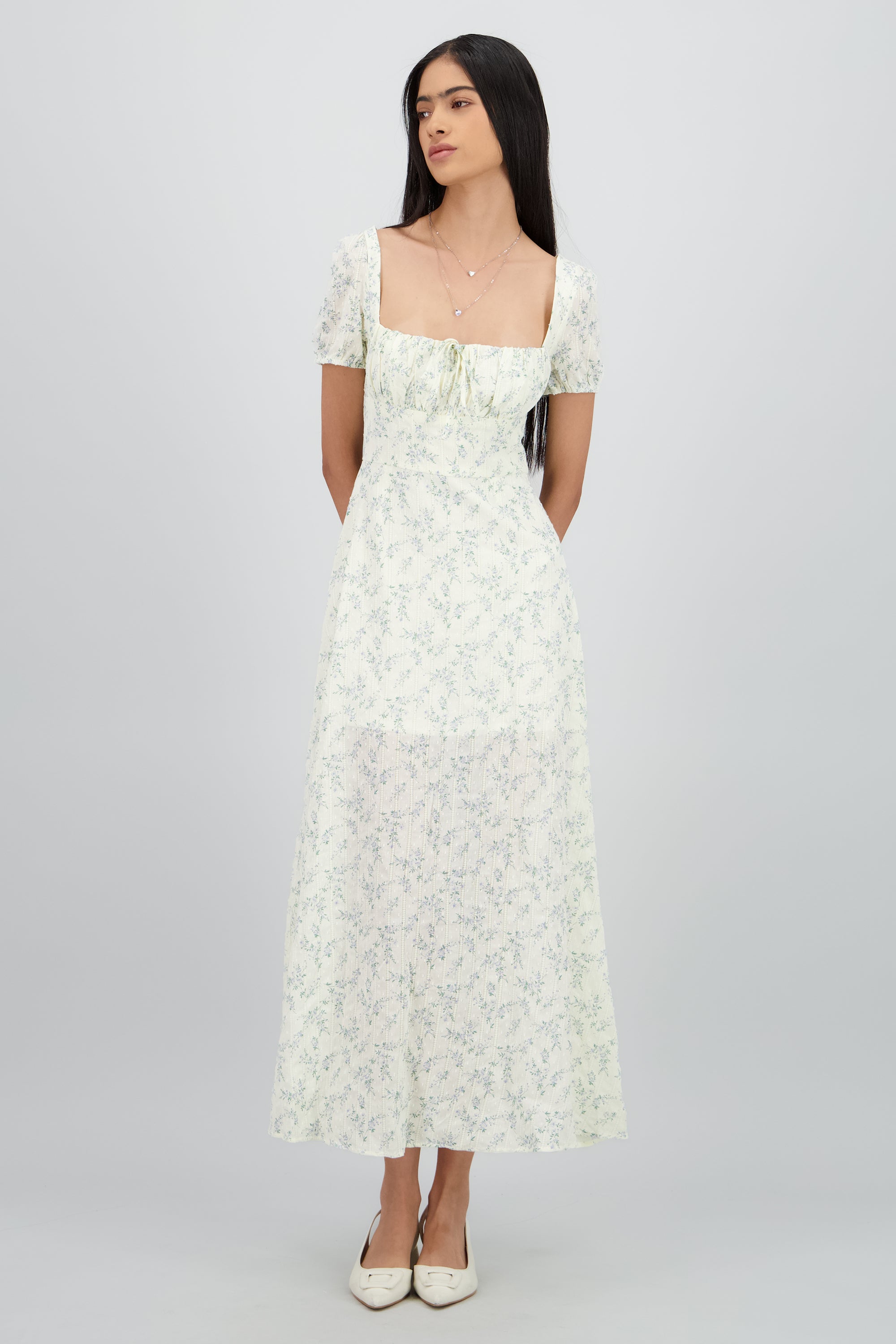 Vestido maxi con flores textura