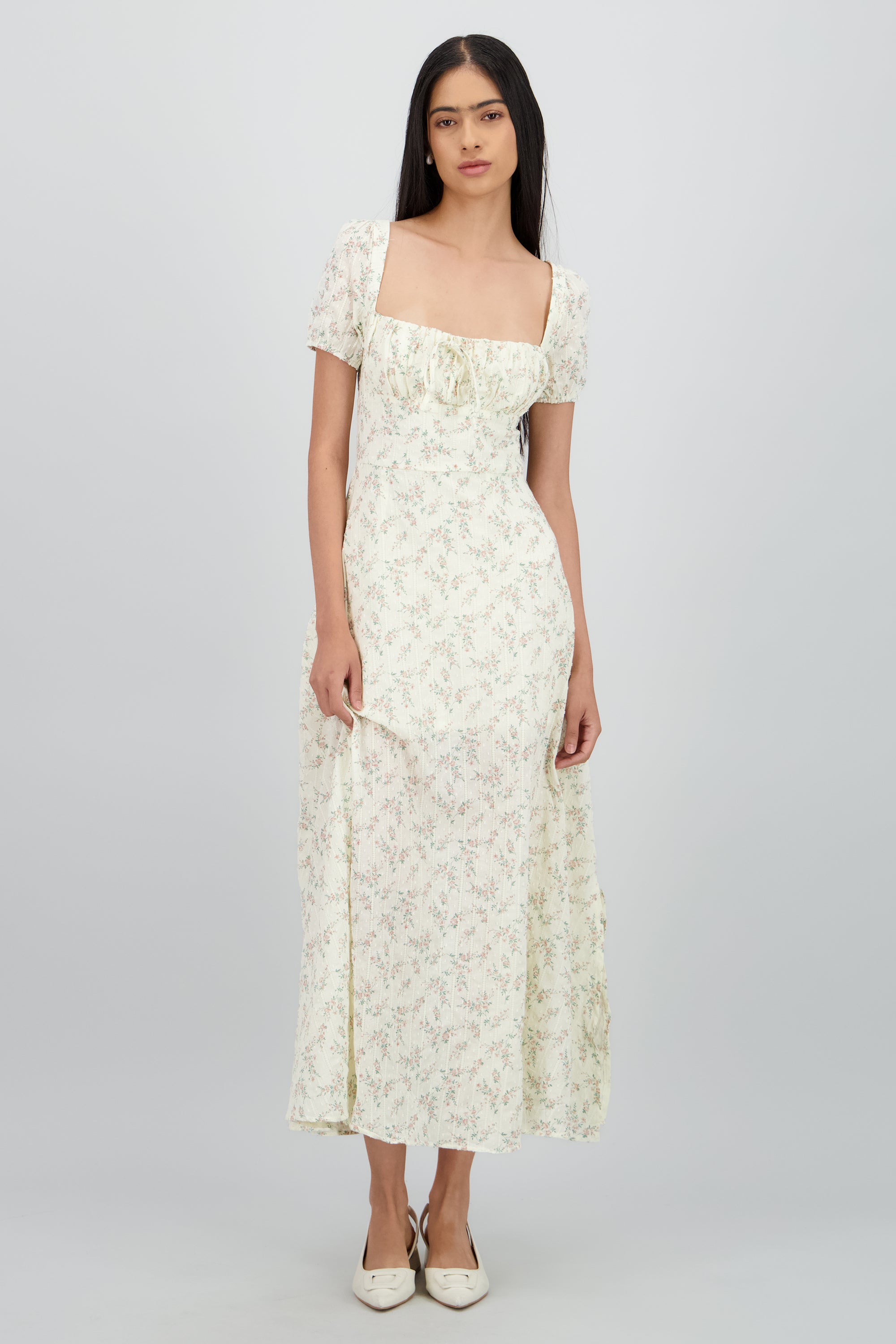 Vestido maxi con flores textura