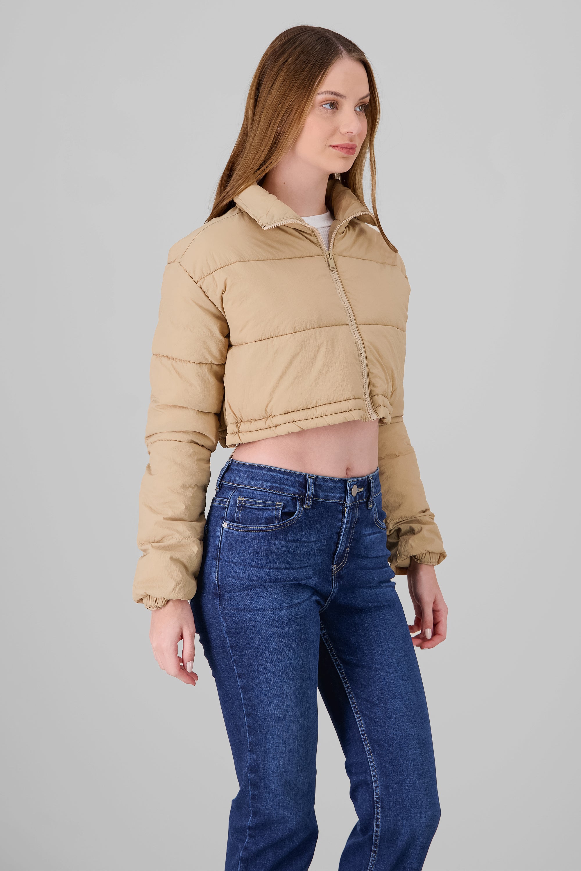 Chamarra cropped lisa con detalles KHAKI