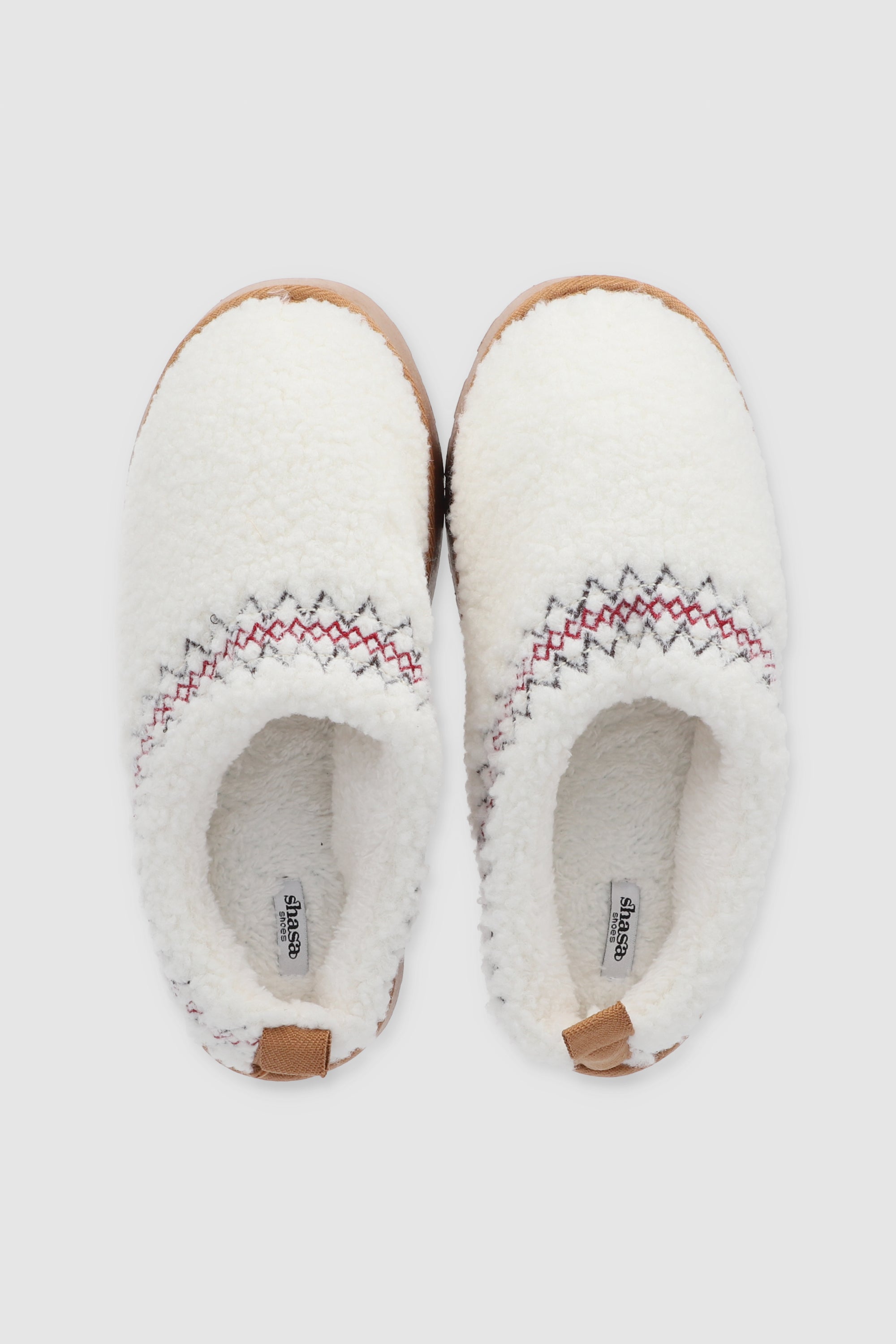 Pantufla zueco teddy bordado