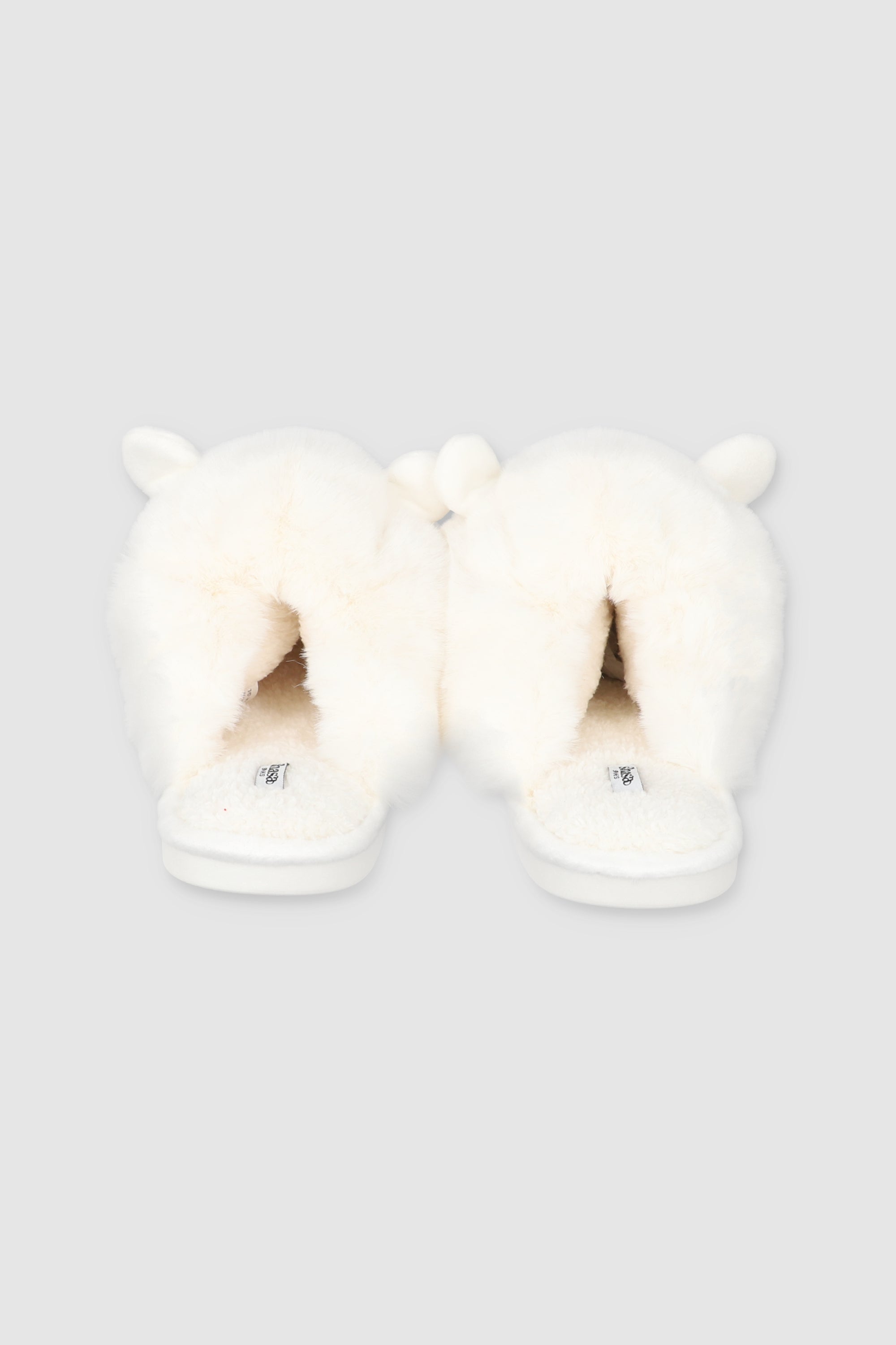 Pantufla fluffy orejitas BLANCO