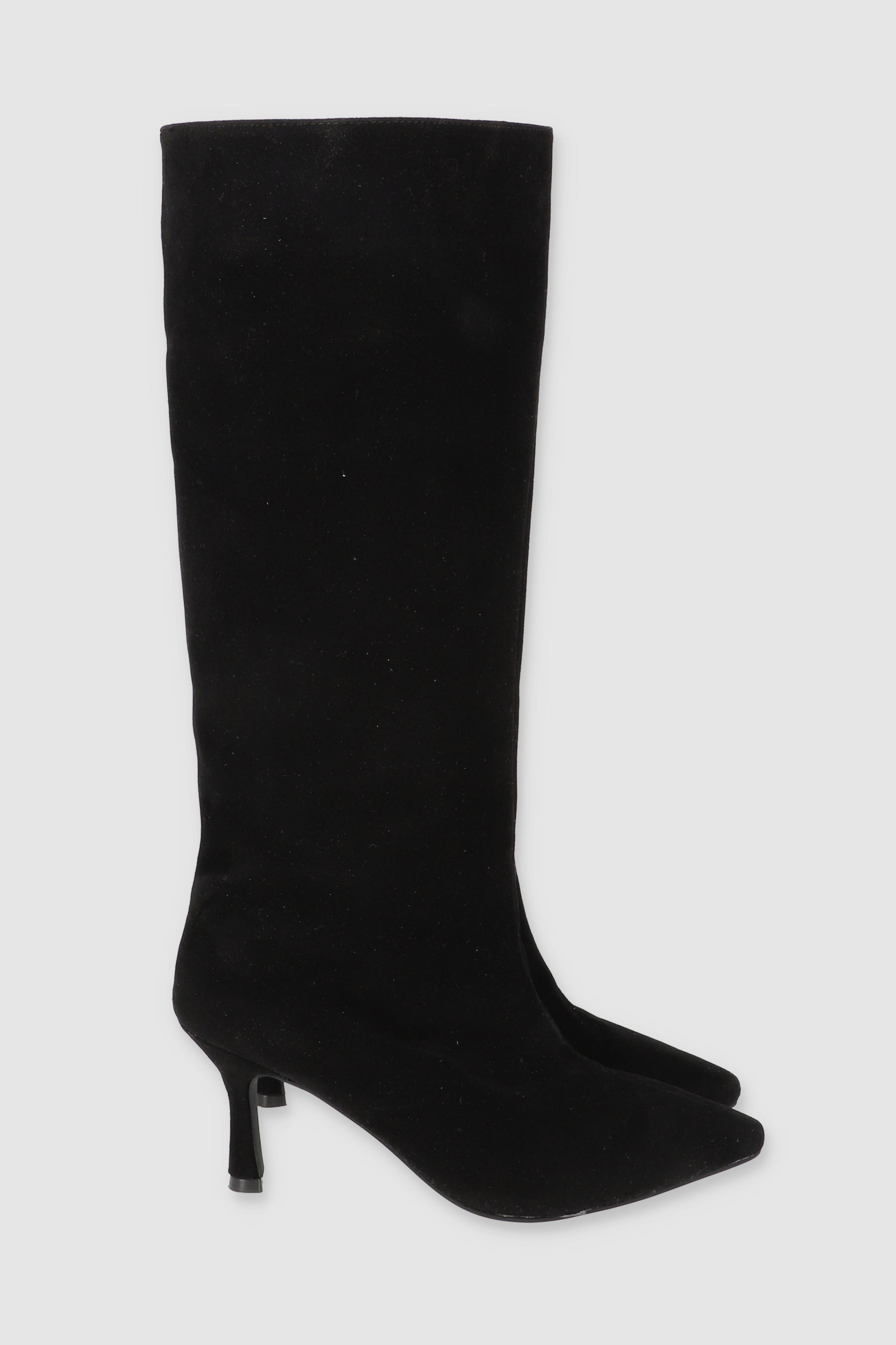 BOTA SLOUCHY DURAZNO NEGRO