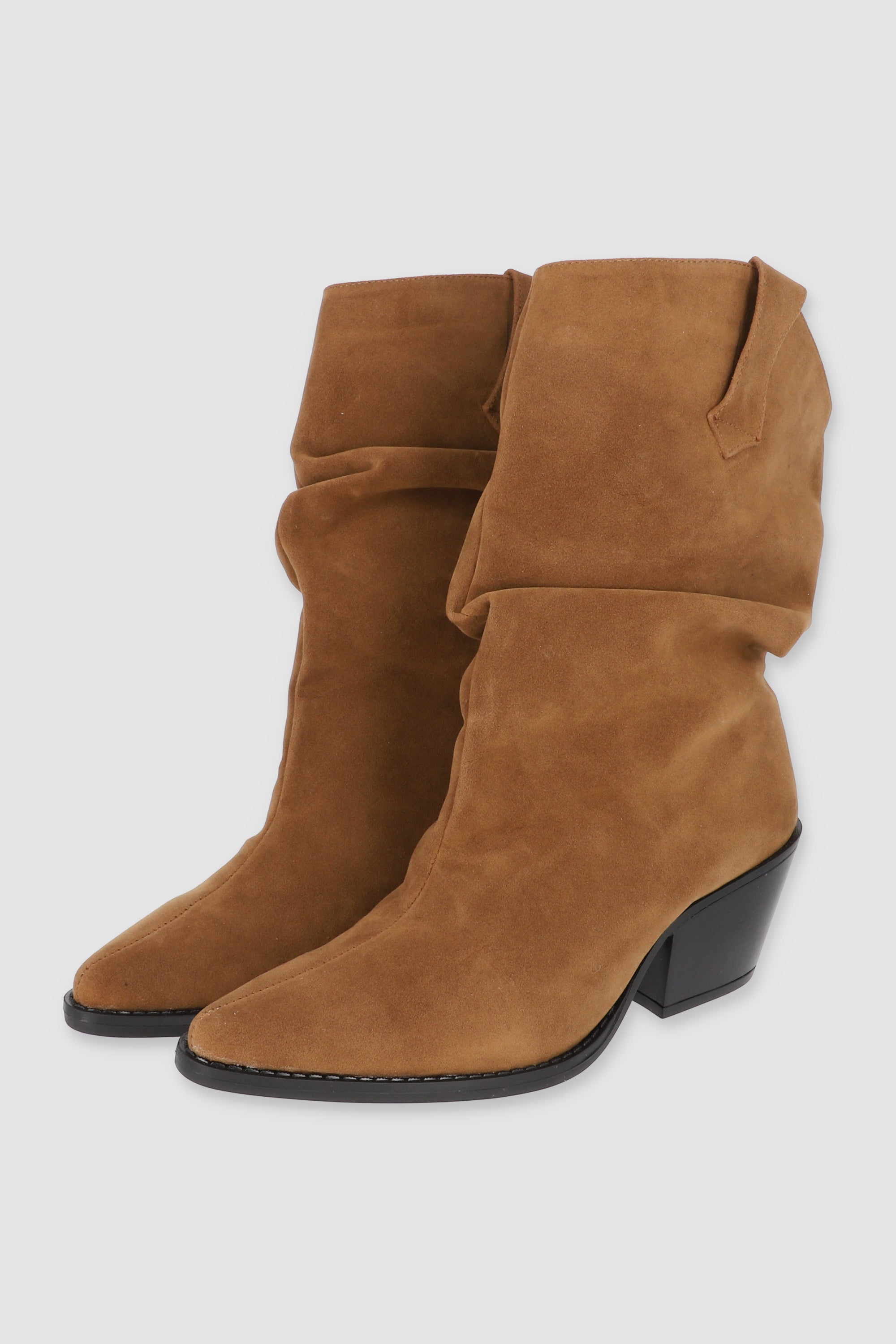 BOTIN SLOUCHY DURAZNO CAMELLO