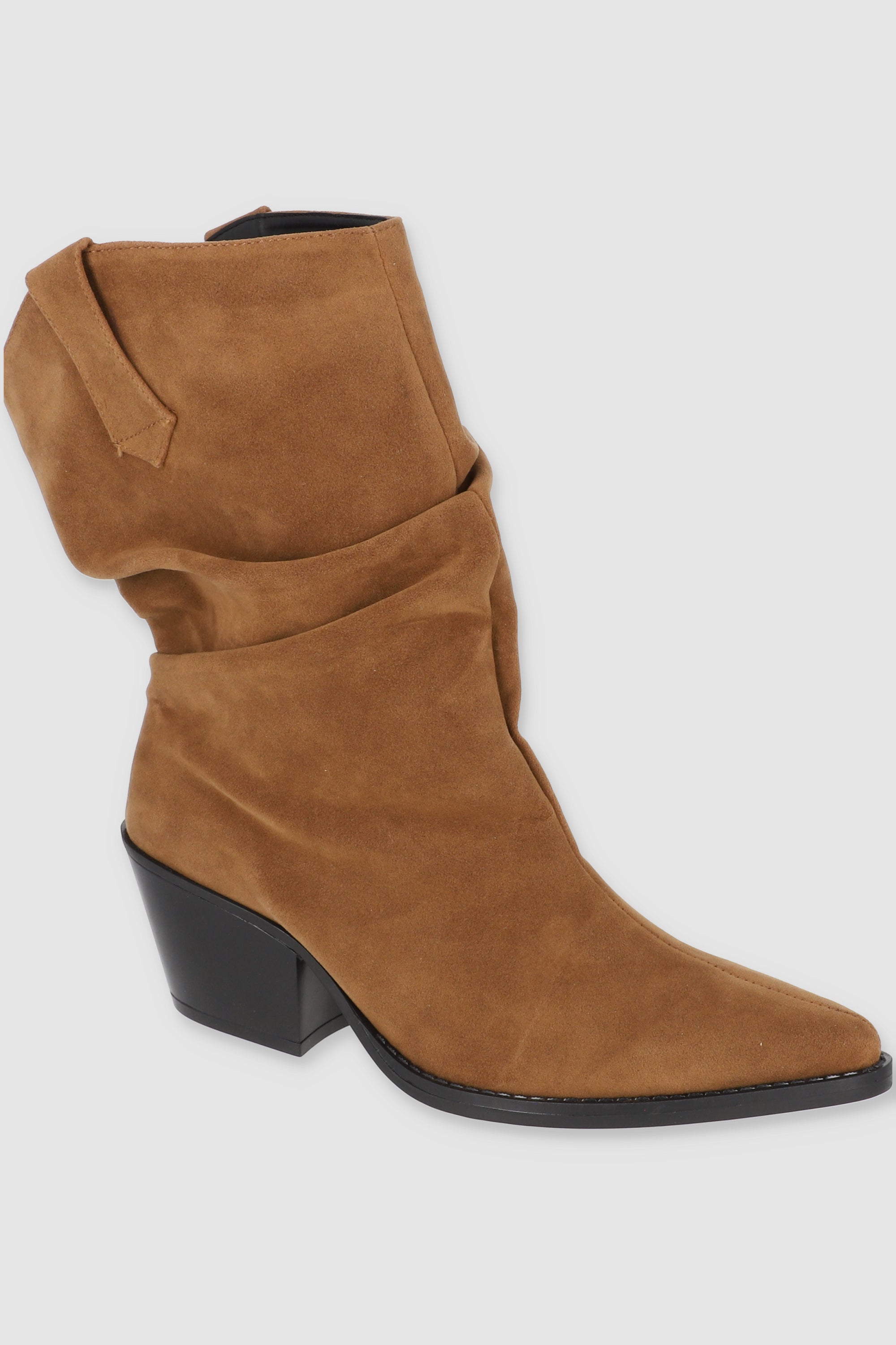 BOTIN SLOUCHY DURAZNO CAMELLO