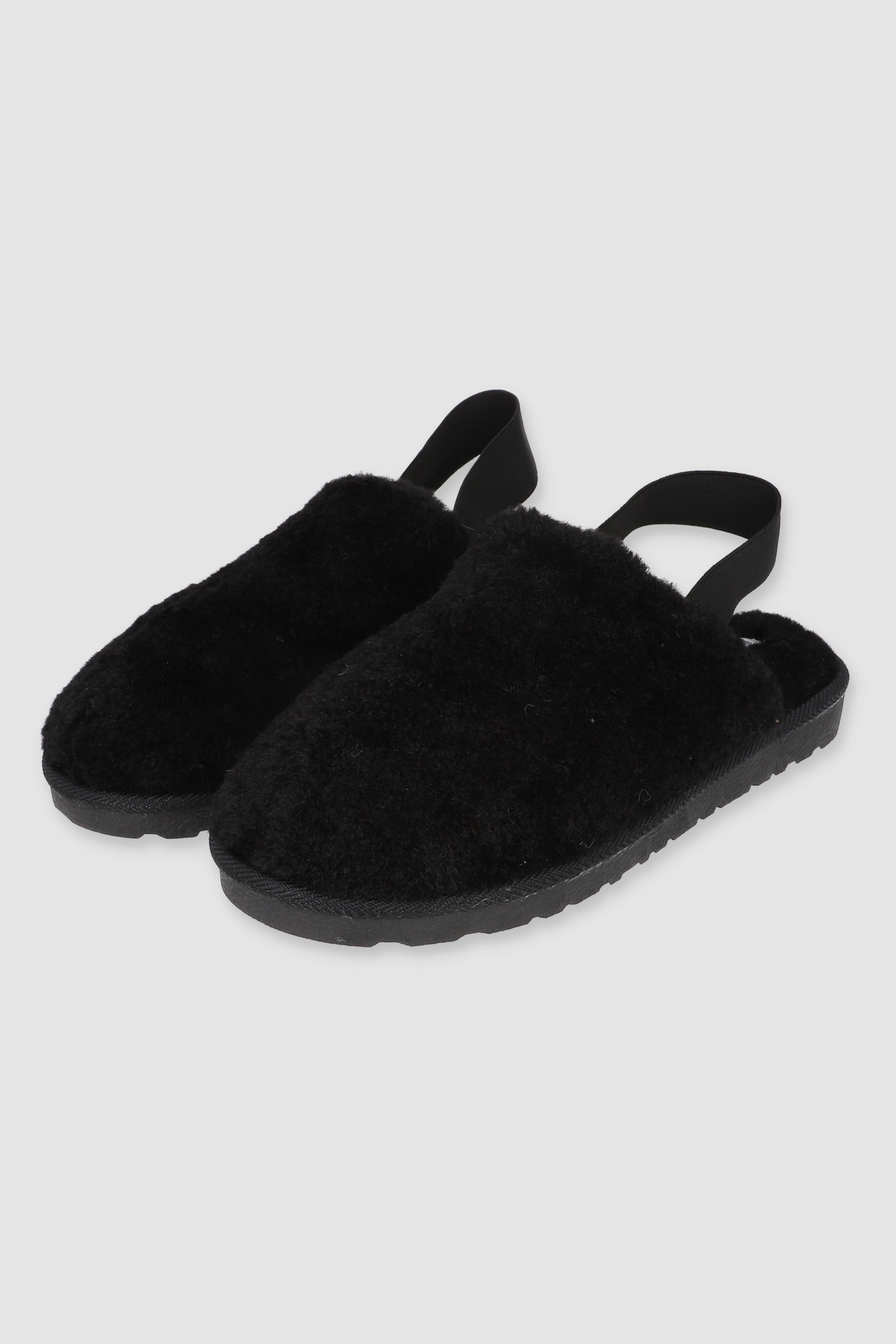 Pantufla fluffy elastico NEGRO