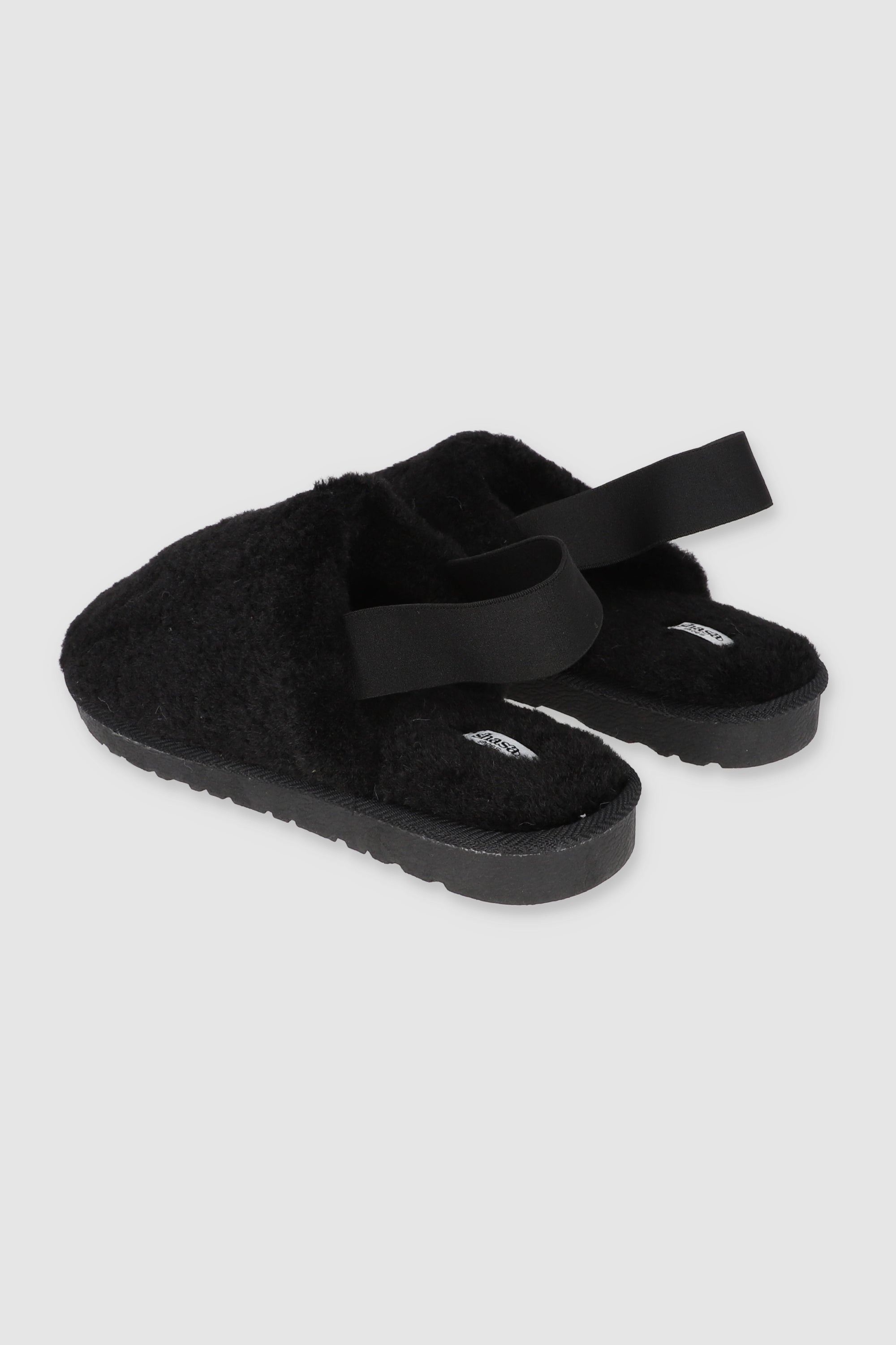 Pantufla fluffy elastico NEGRO