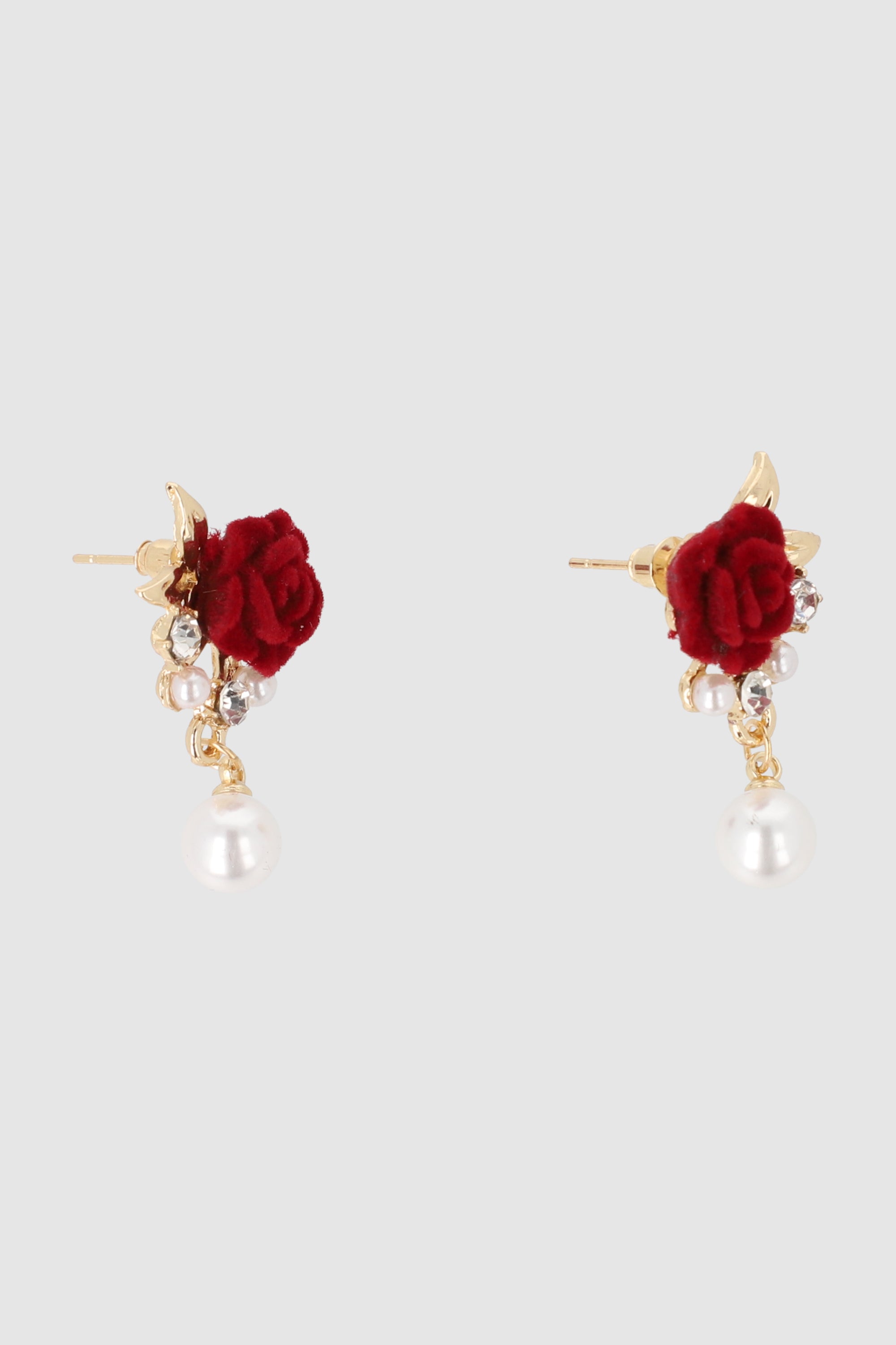 ARETES ROSAS PERLAS ROJO