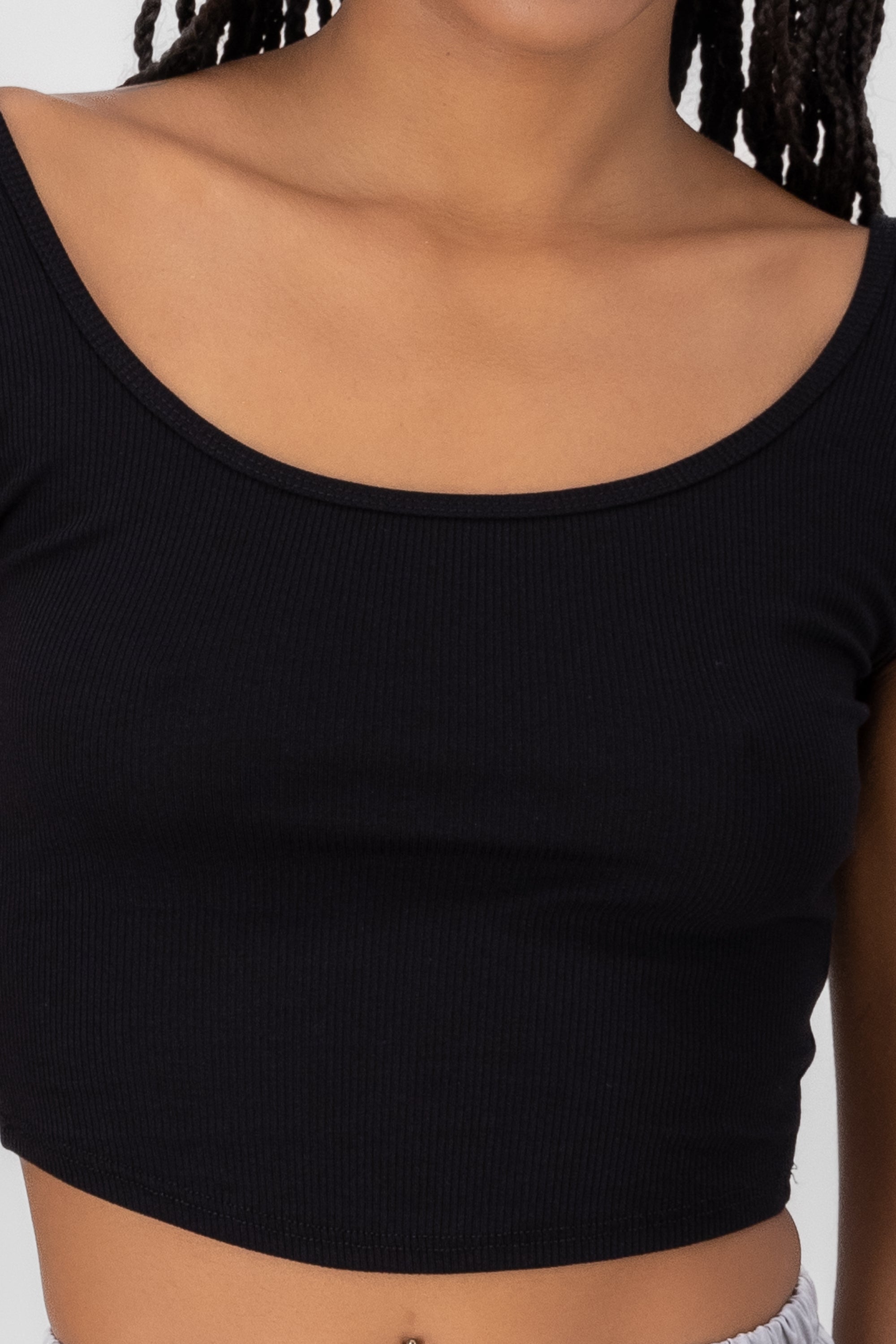 Top cuello redondo rib NEGRO