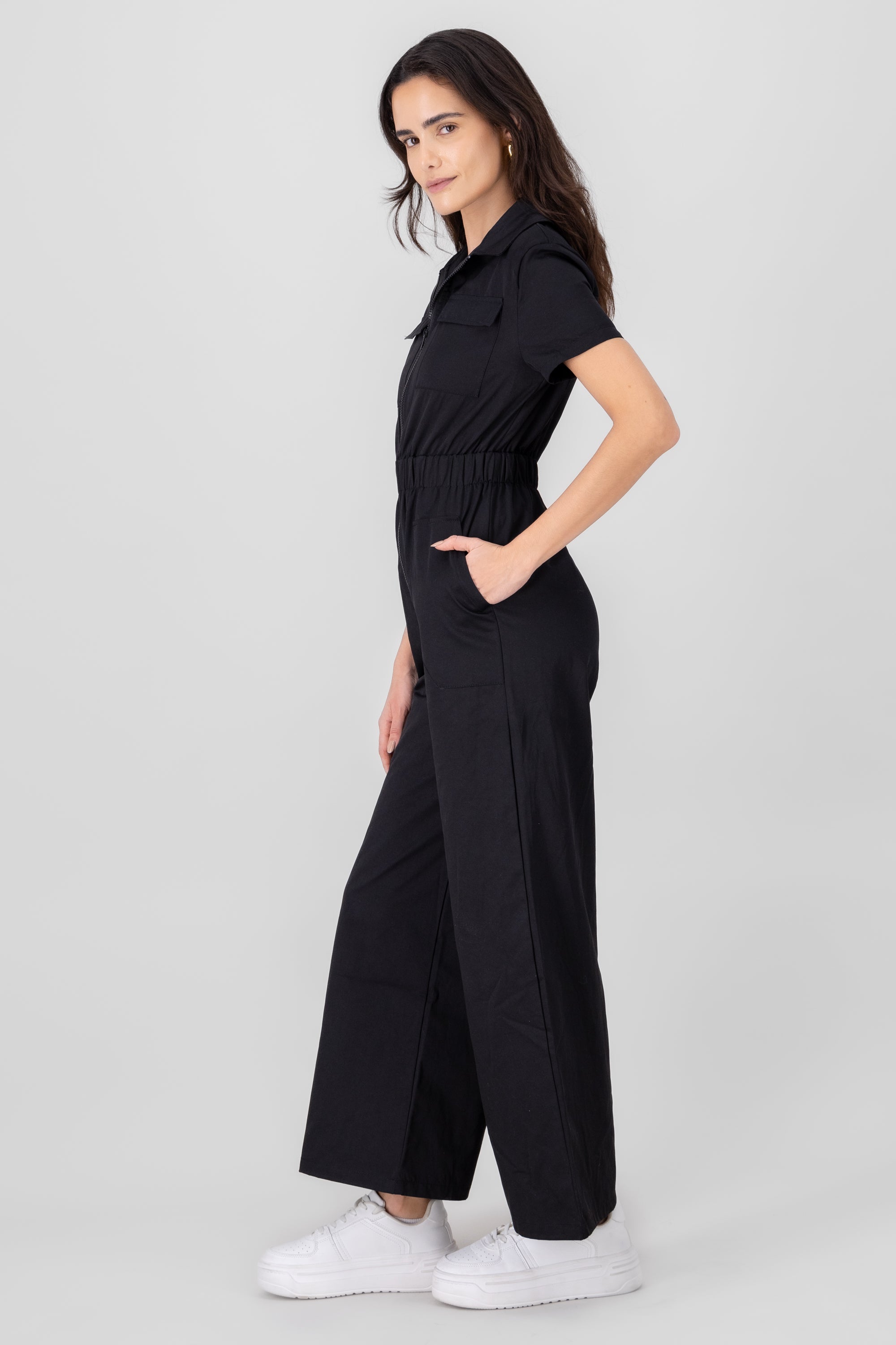 Jumpsuit manga corta liso NEGRO