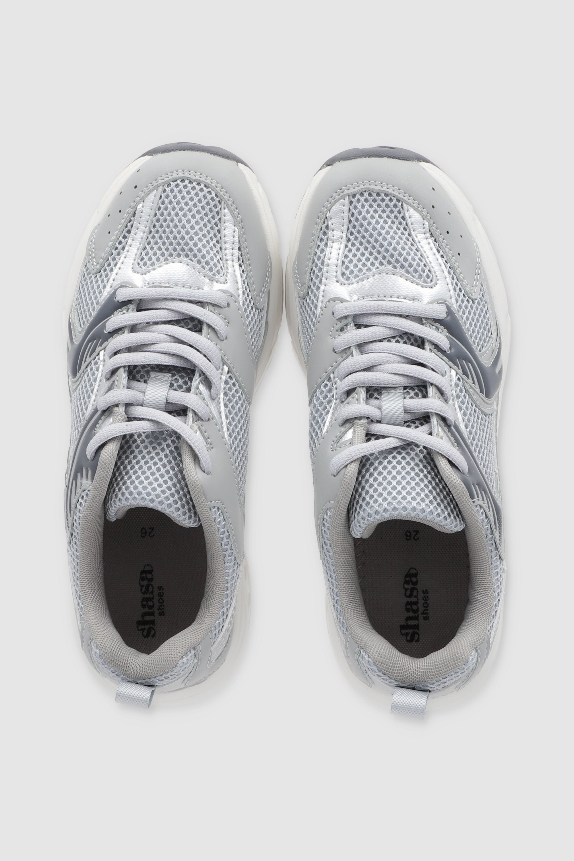 Tenis runner contrastes metalicos GRIS