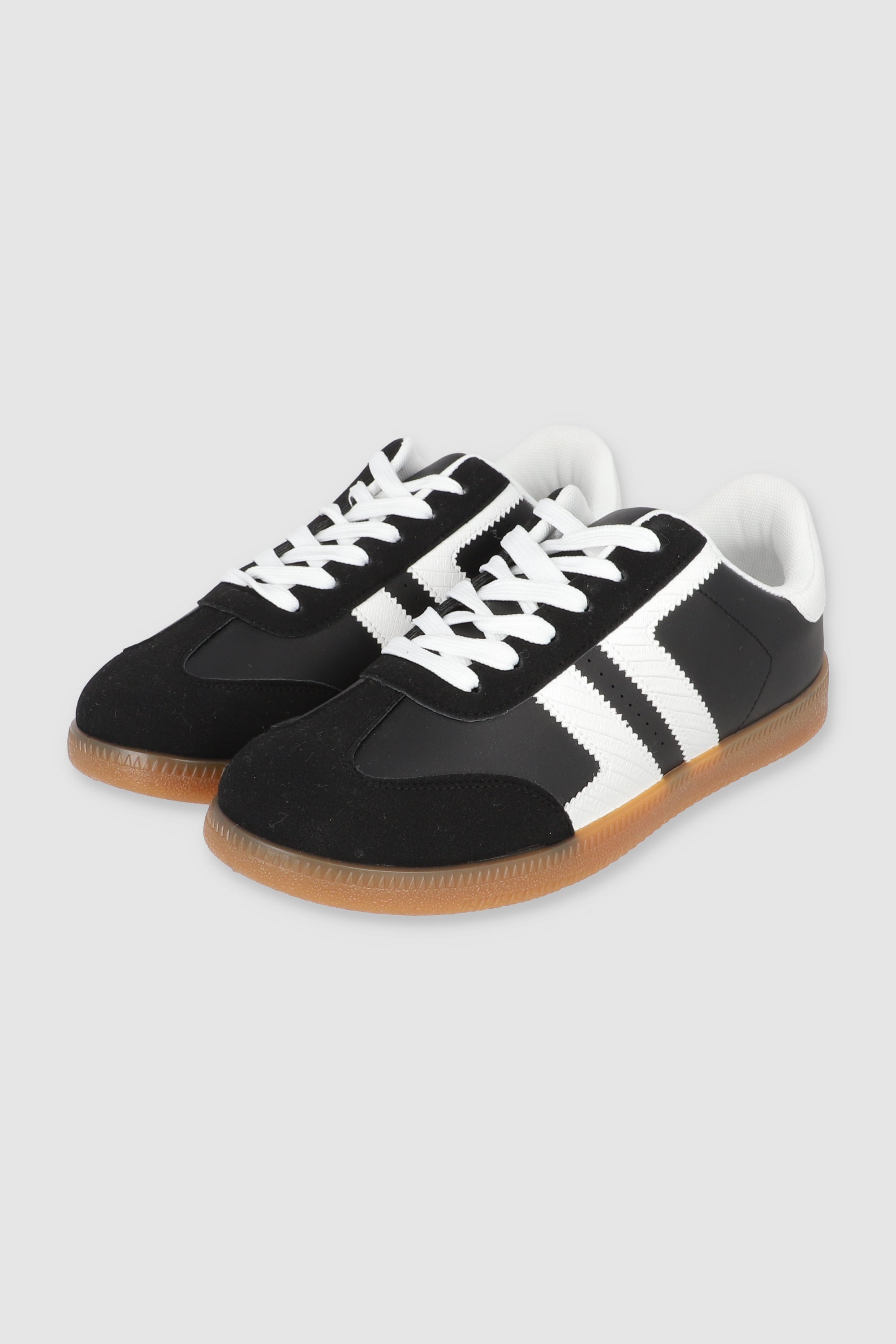 Tenis casual doble linea lateral NEGRO