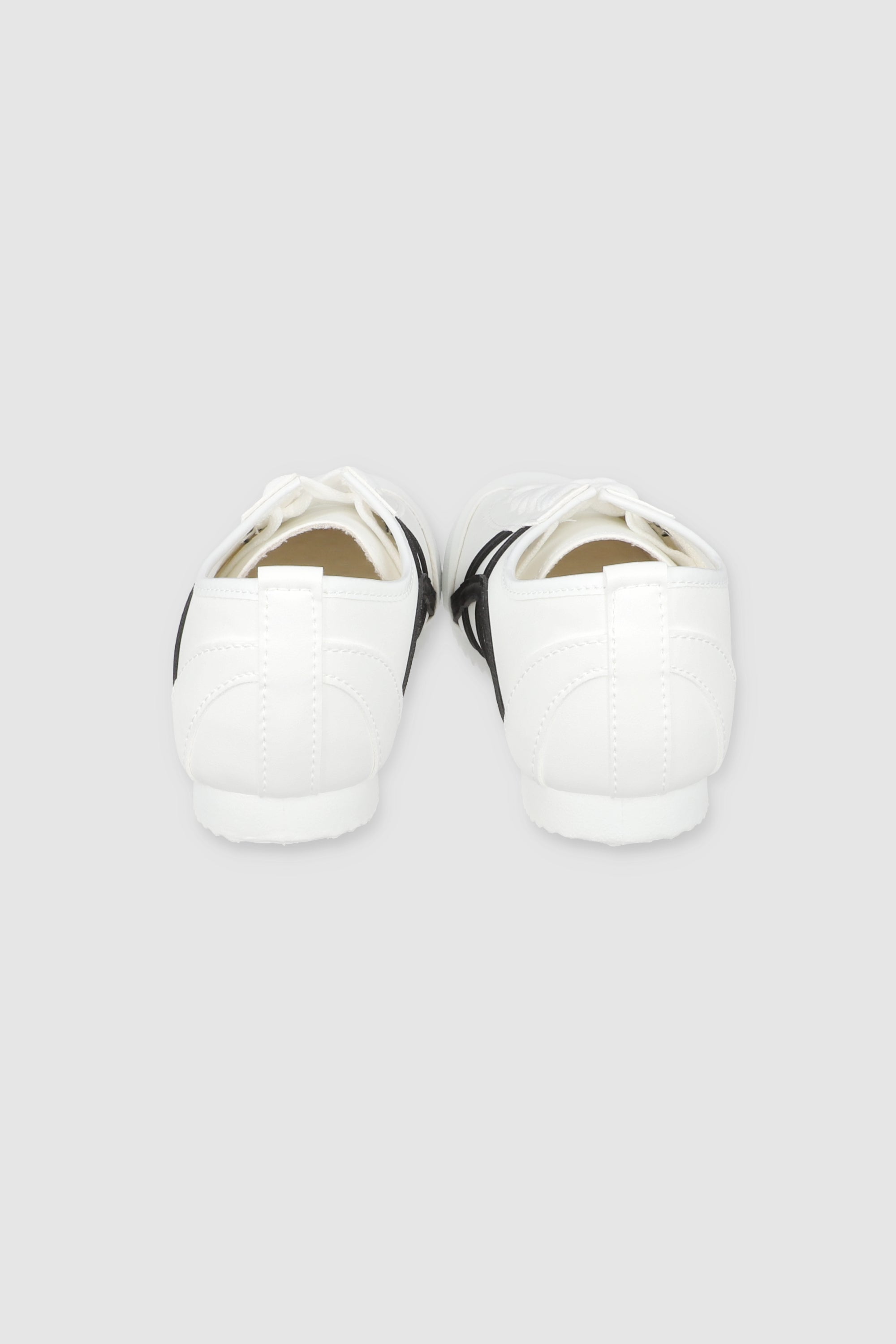 Tenis casual lineas retro BLANCO