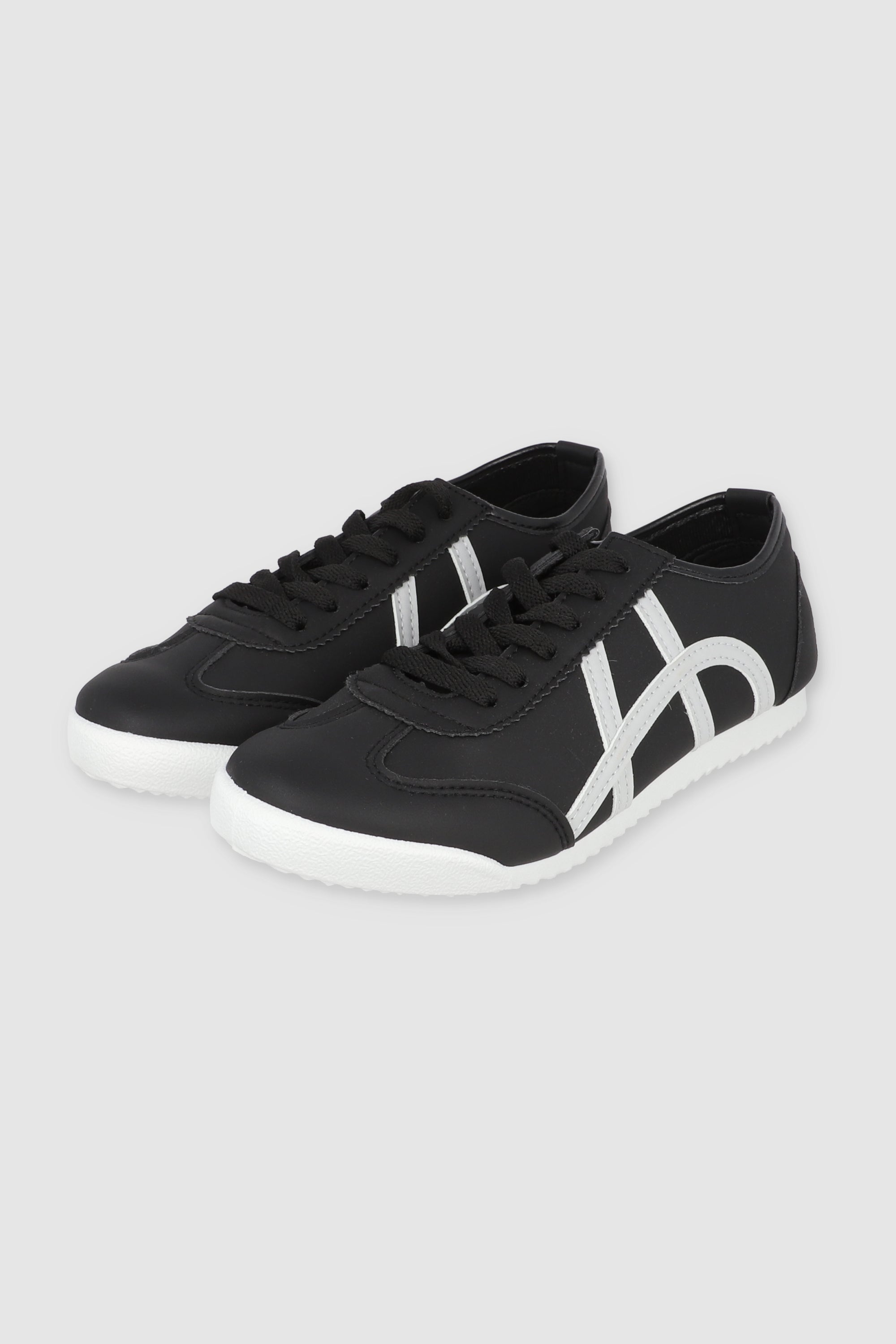 Tenis casual lineas retro NEGRO