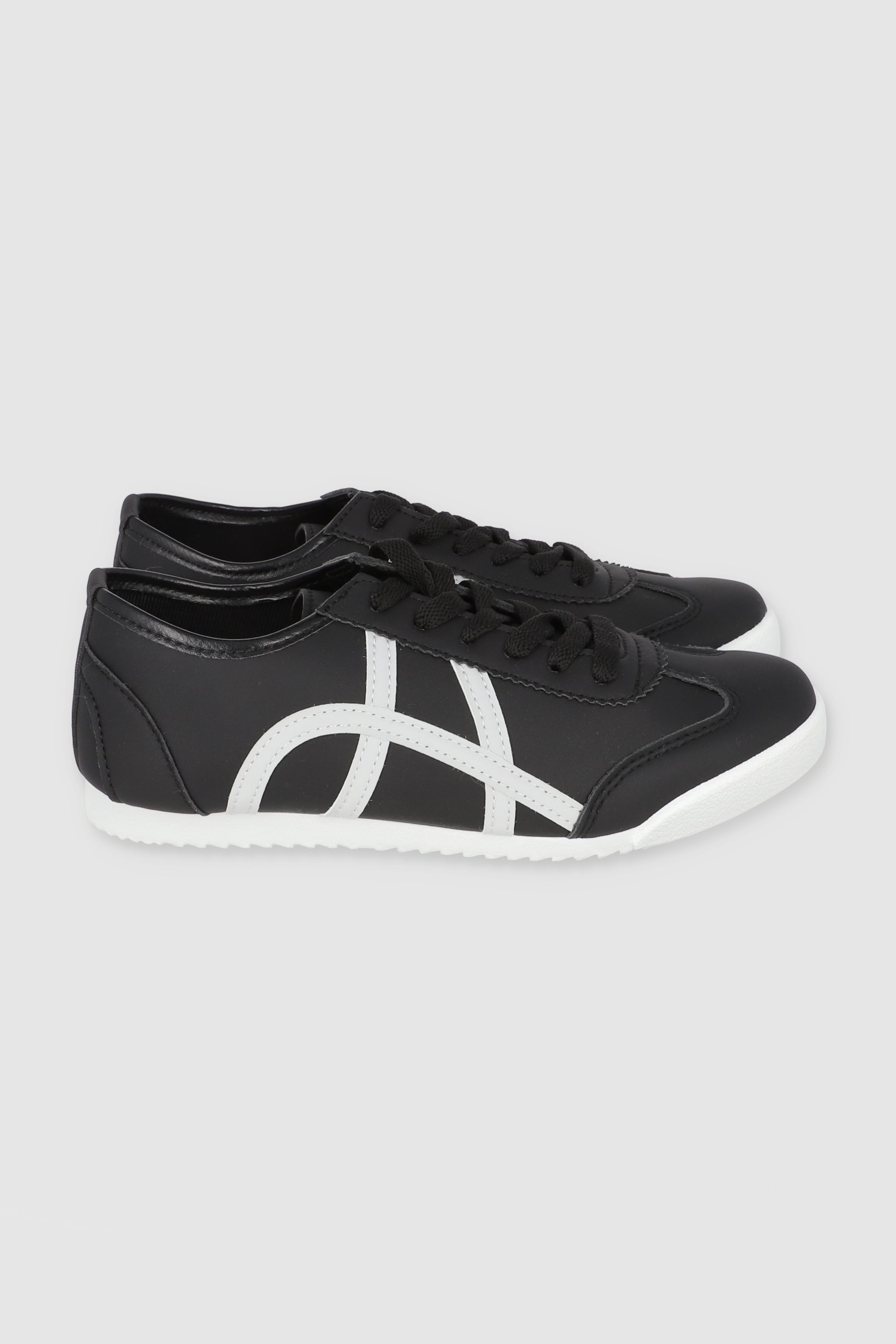 Tenis casual lineas retro NEGRO