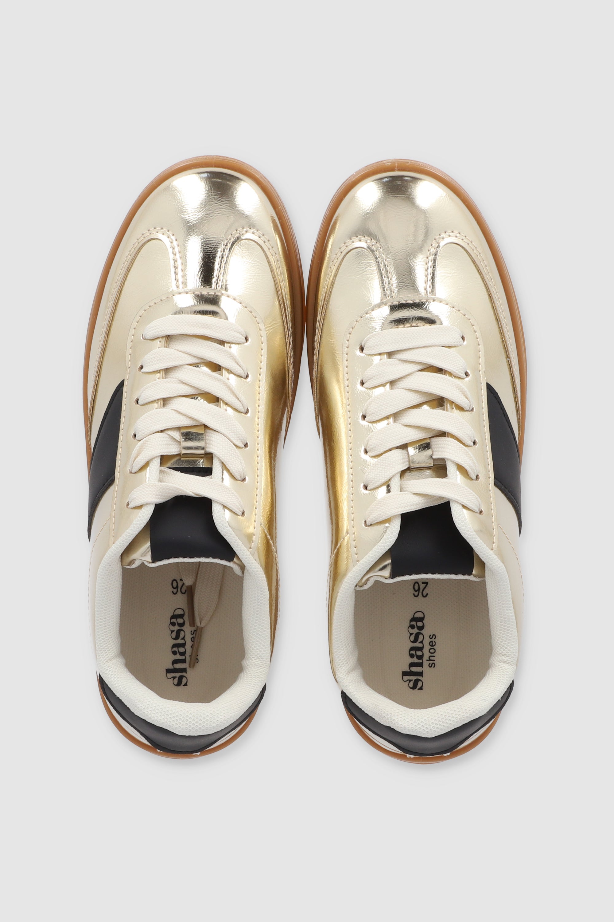 Tenis casual metalico linea ORO