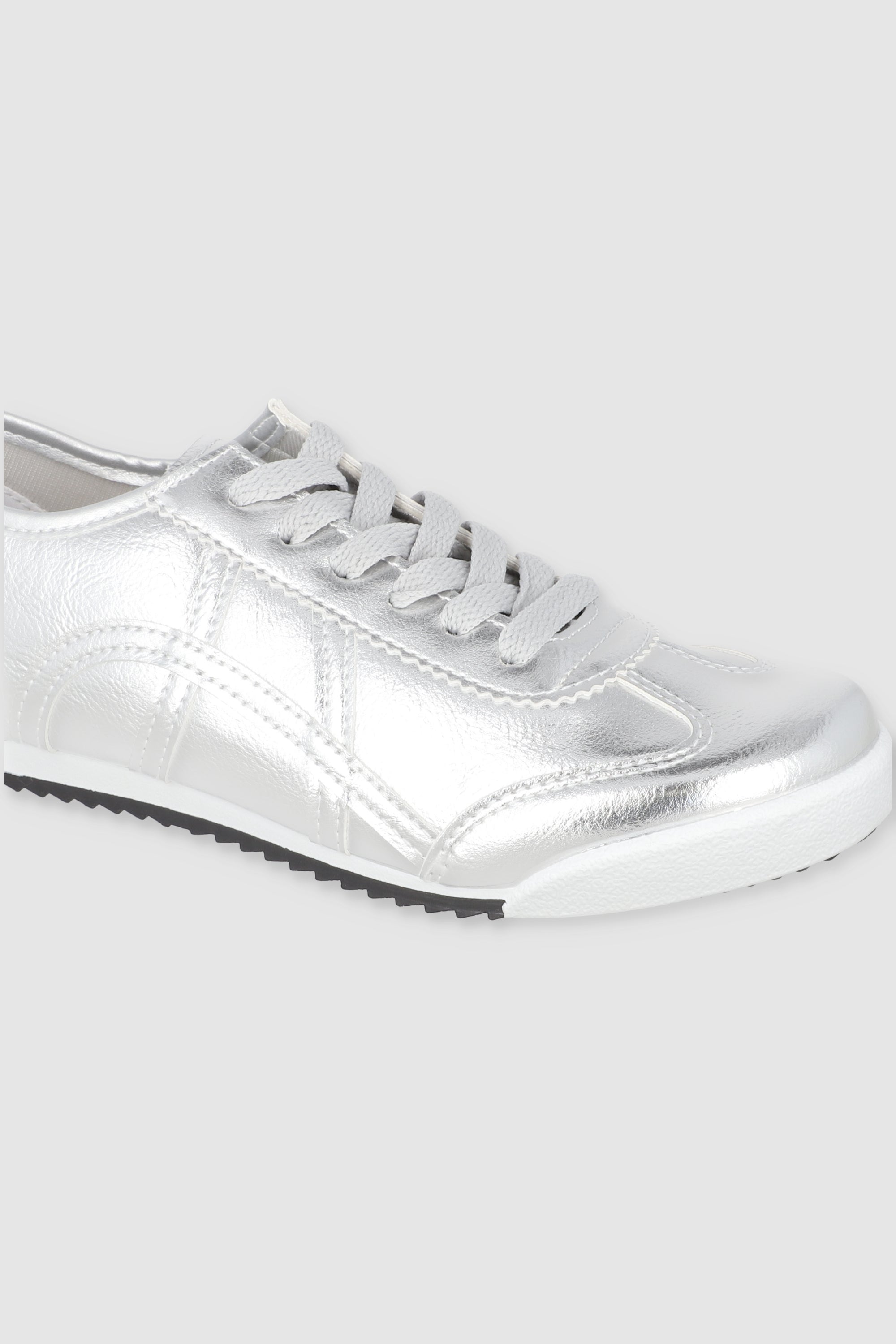 Tenis casual lineas metalico PLATA