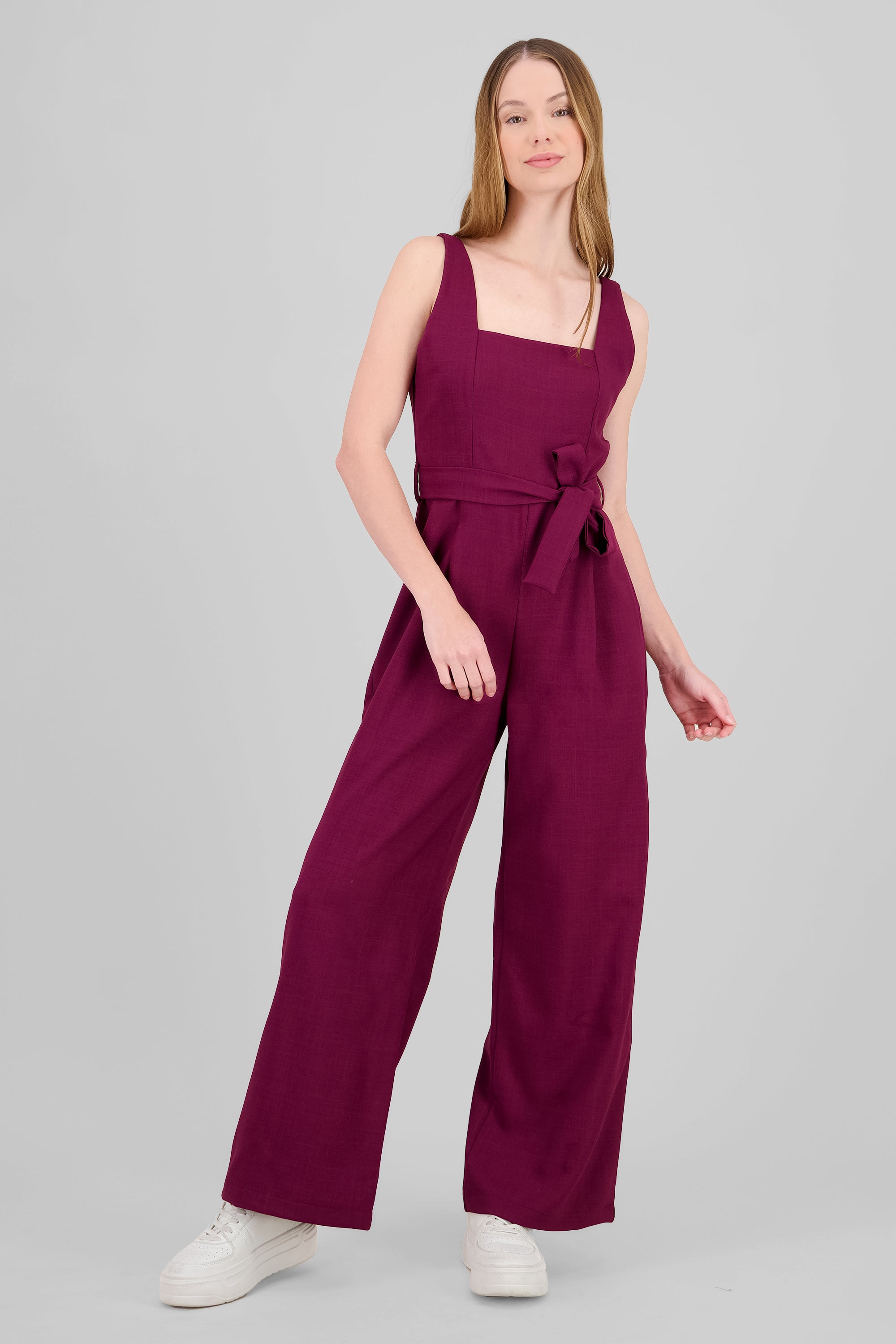 Jumpsuit tirantes detalle cinturon CIRUELA