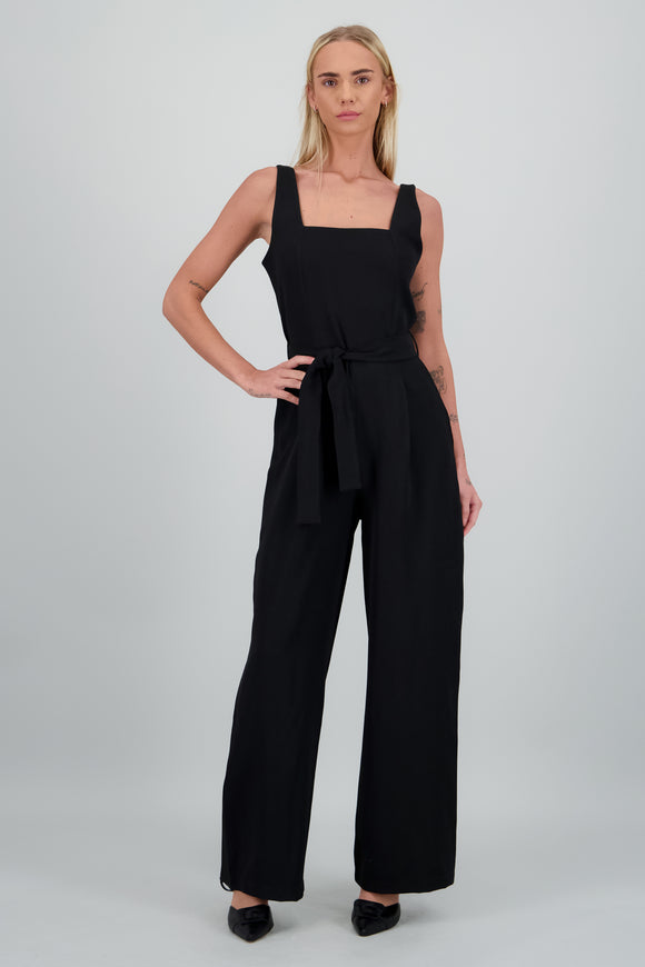 Jumpsuit tirantes detalle cinturon