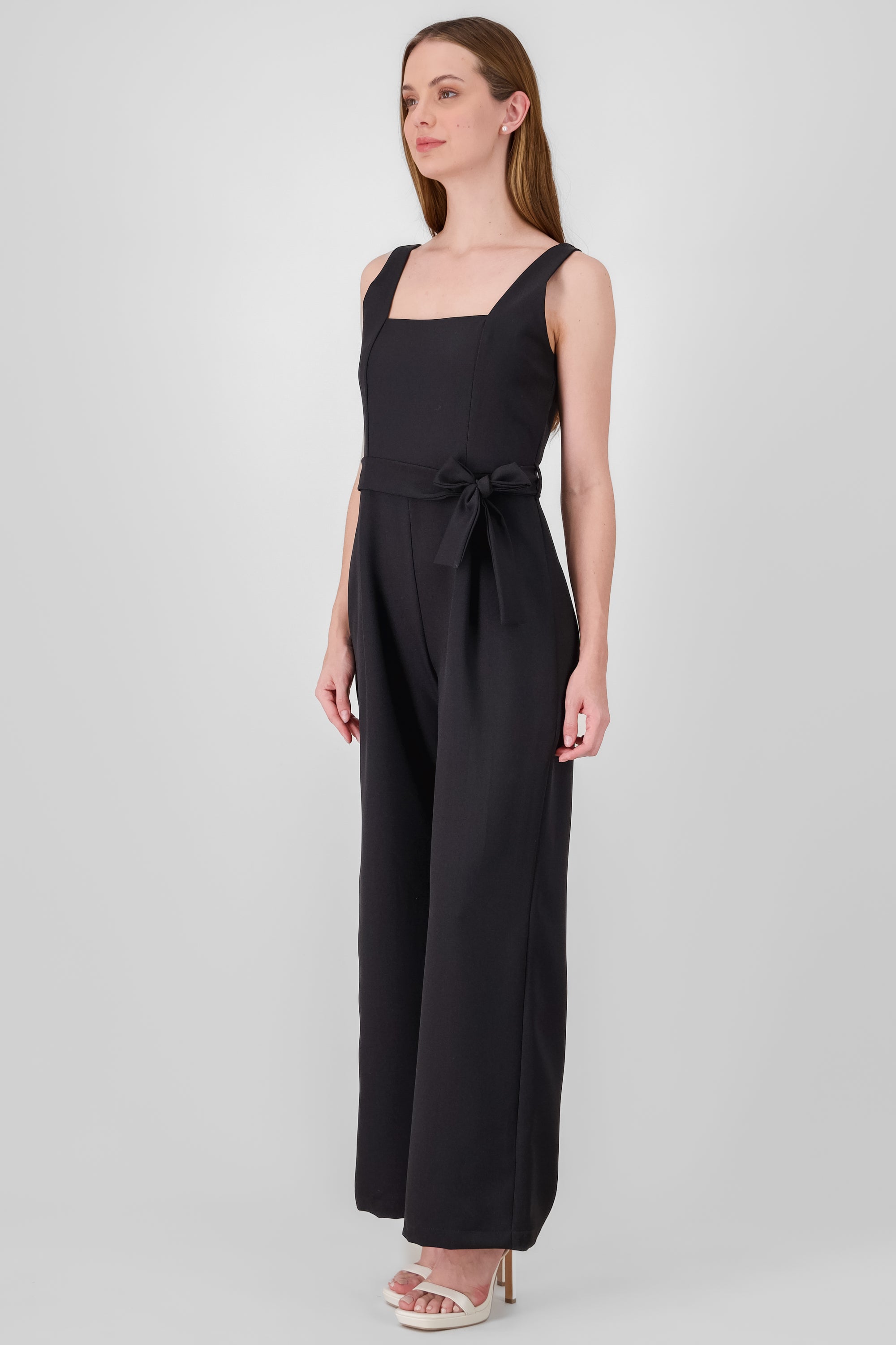 Jumpsuit tirantes detalle cinturon NEGRO