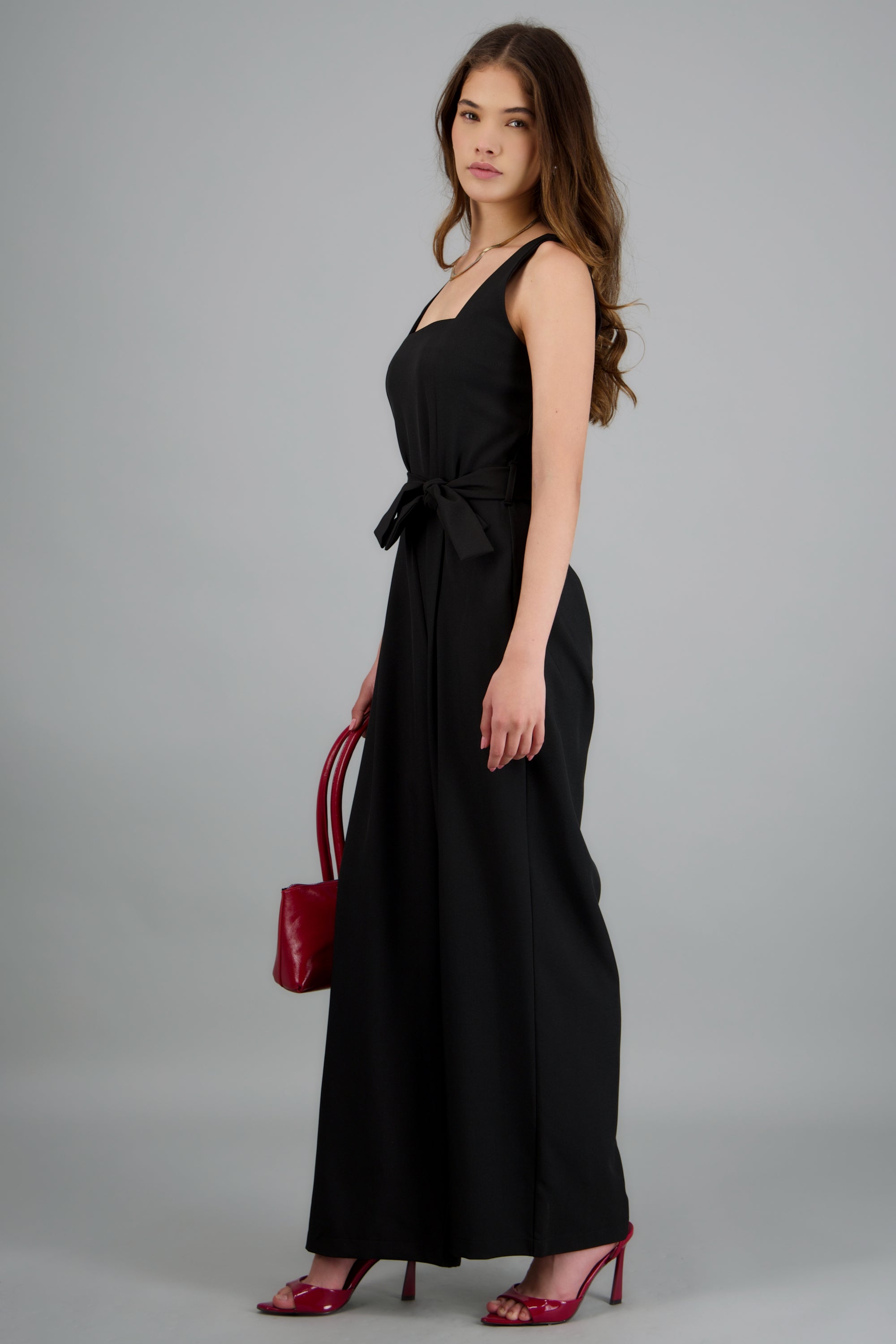 JUMPSUIT TIRANTES DET CINTURON NEGRO