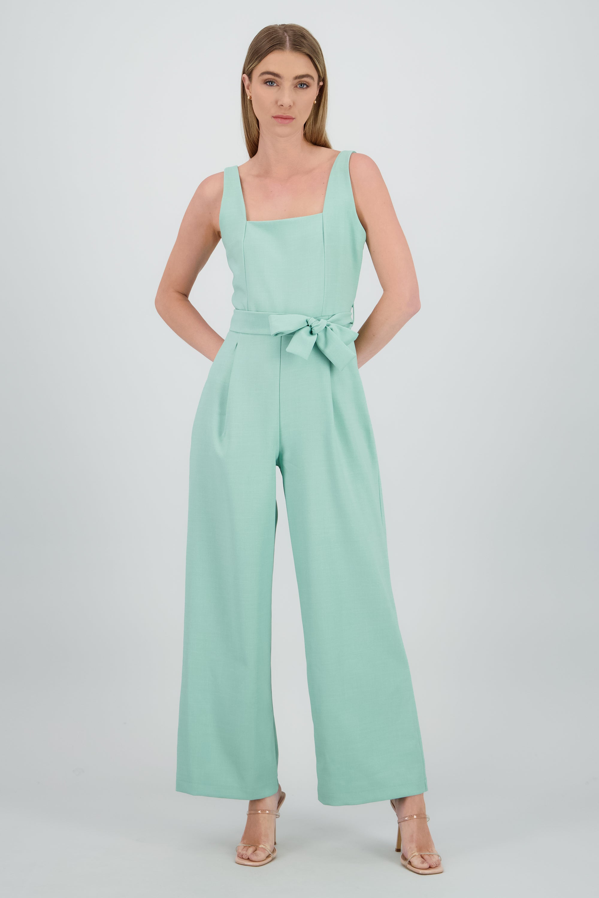 Jumpsuit tirantes detalle cinturon MENTA