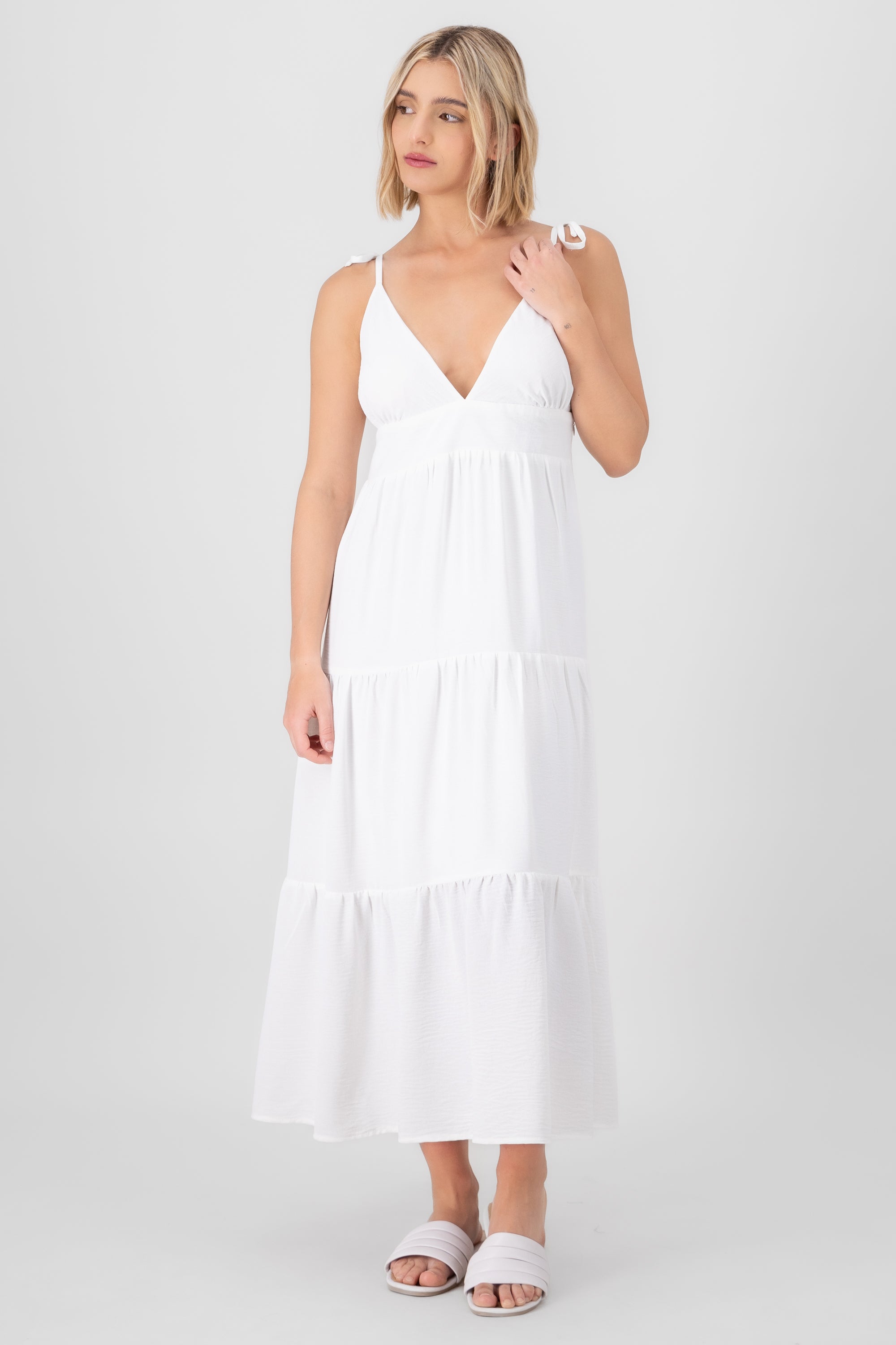 Vestido midi detalle olanes BLANCO