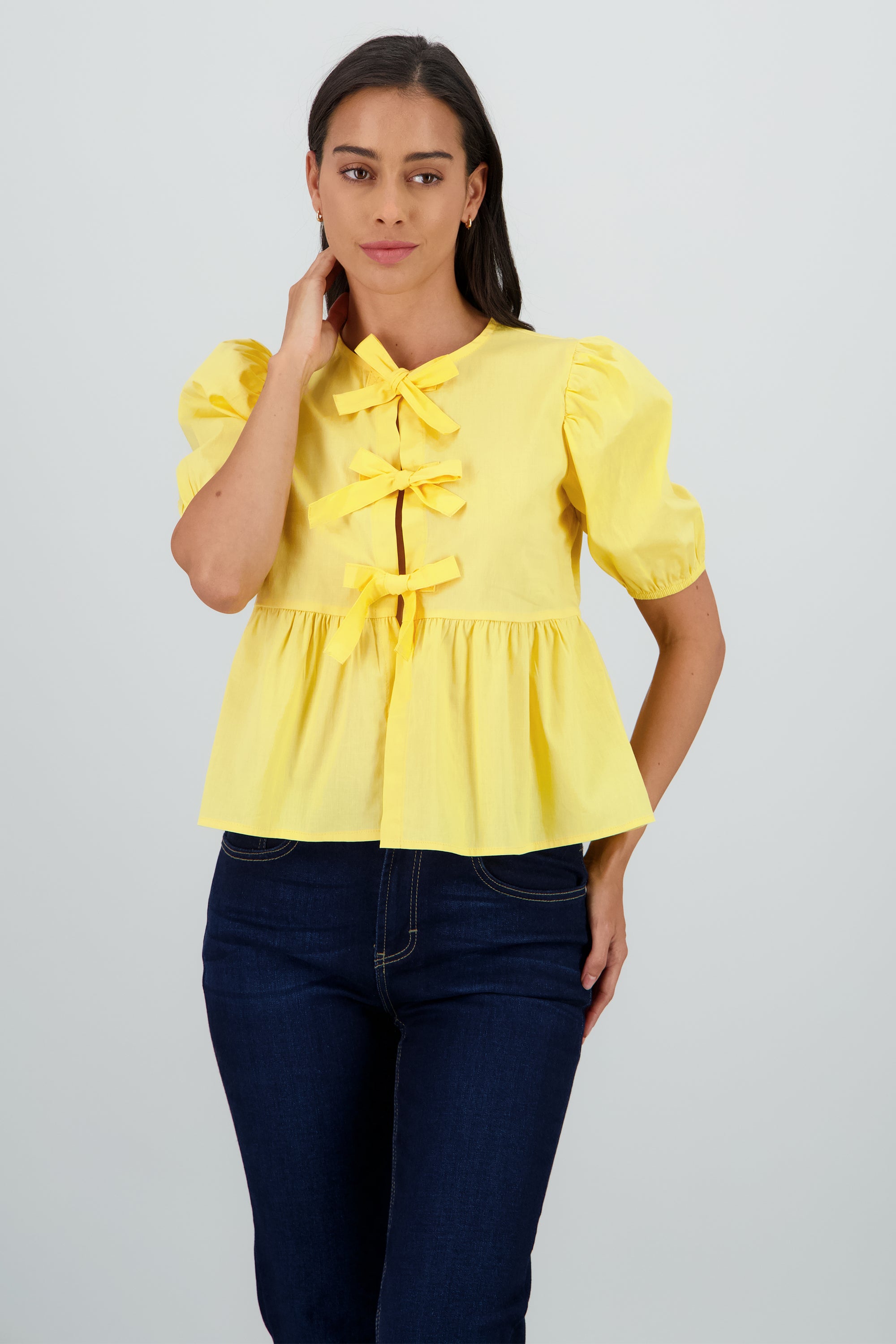 Blusa mangas abullonadas detalle moños AMARILLO PASTEL