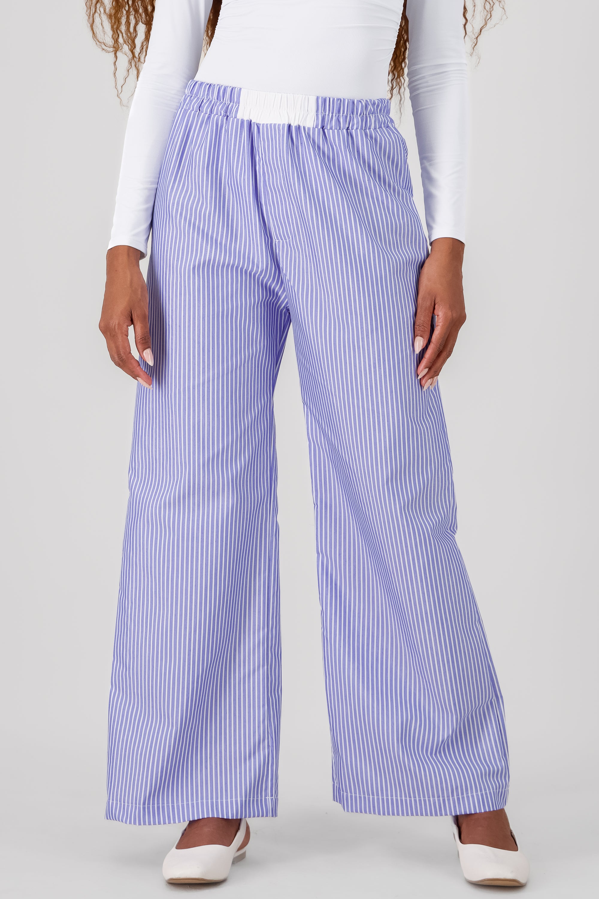 Pantalon amplio rayas detalle pretina AZUL COMBO