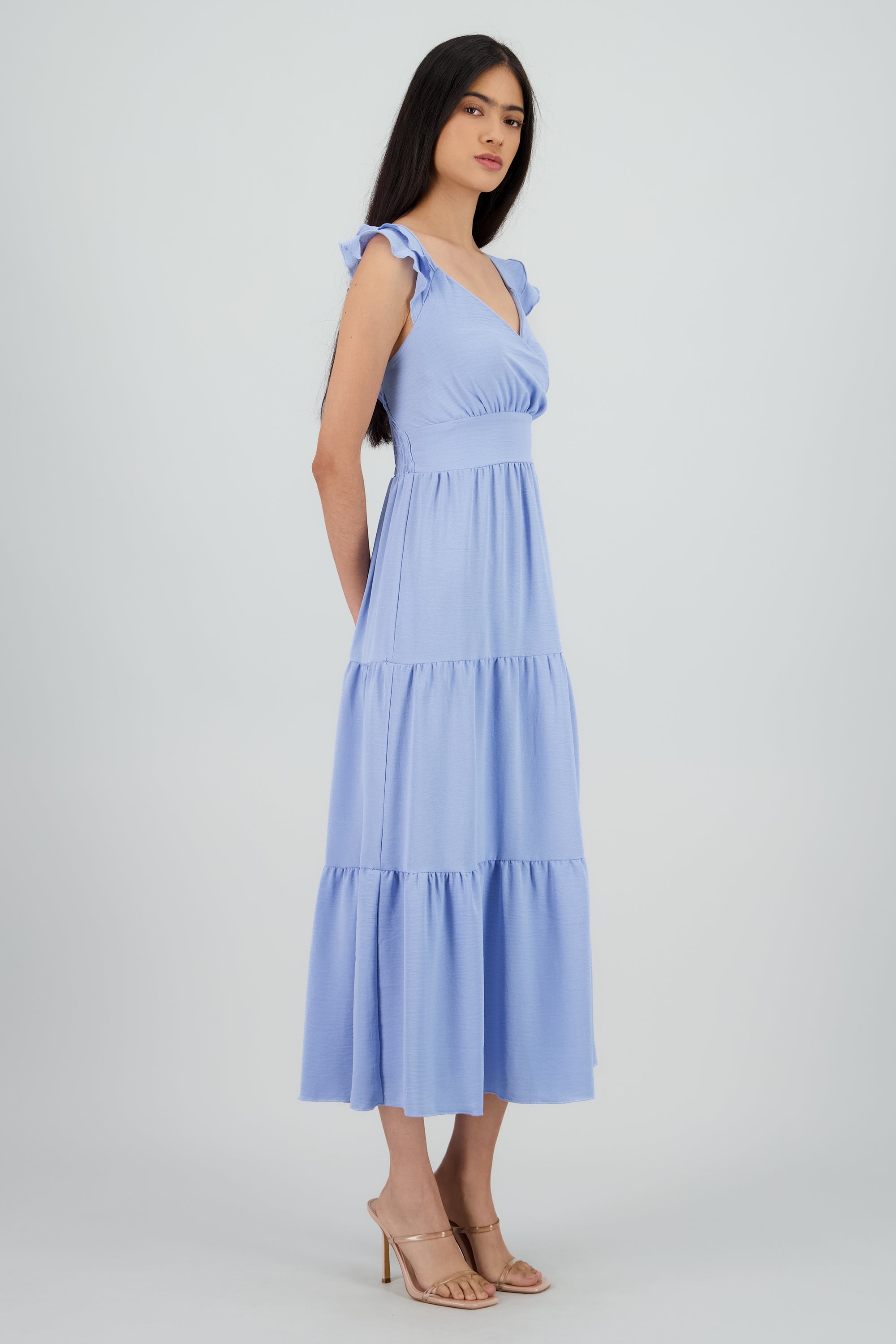 Vestido maxi con olanes AZUL PASTEL