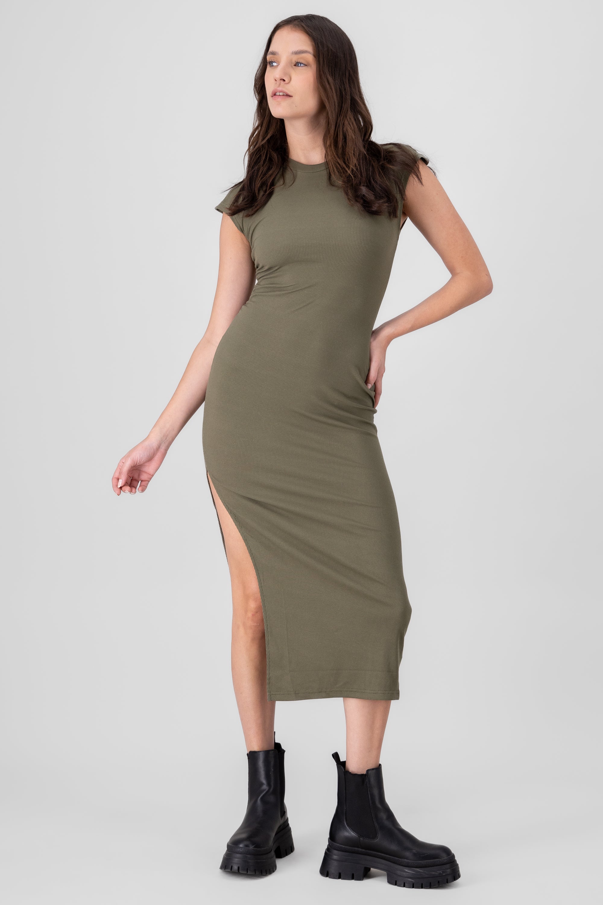 Vestido midi de rib drapeado en cintura OLIVO