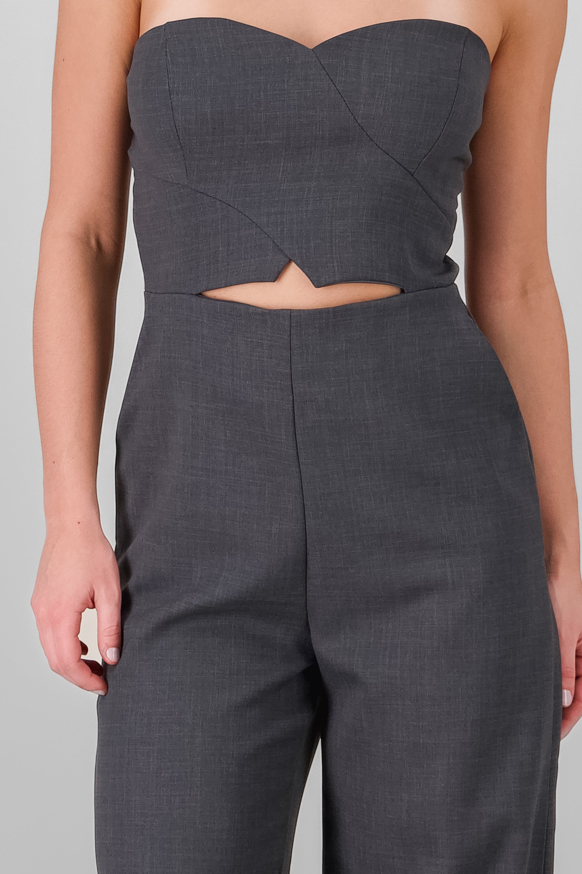 Jumpsuit strapless cierre espalda GRIS OBSCURO