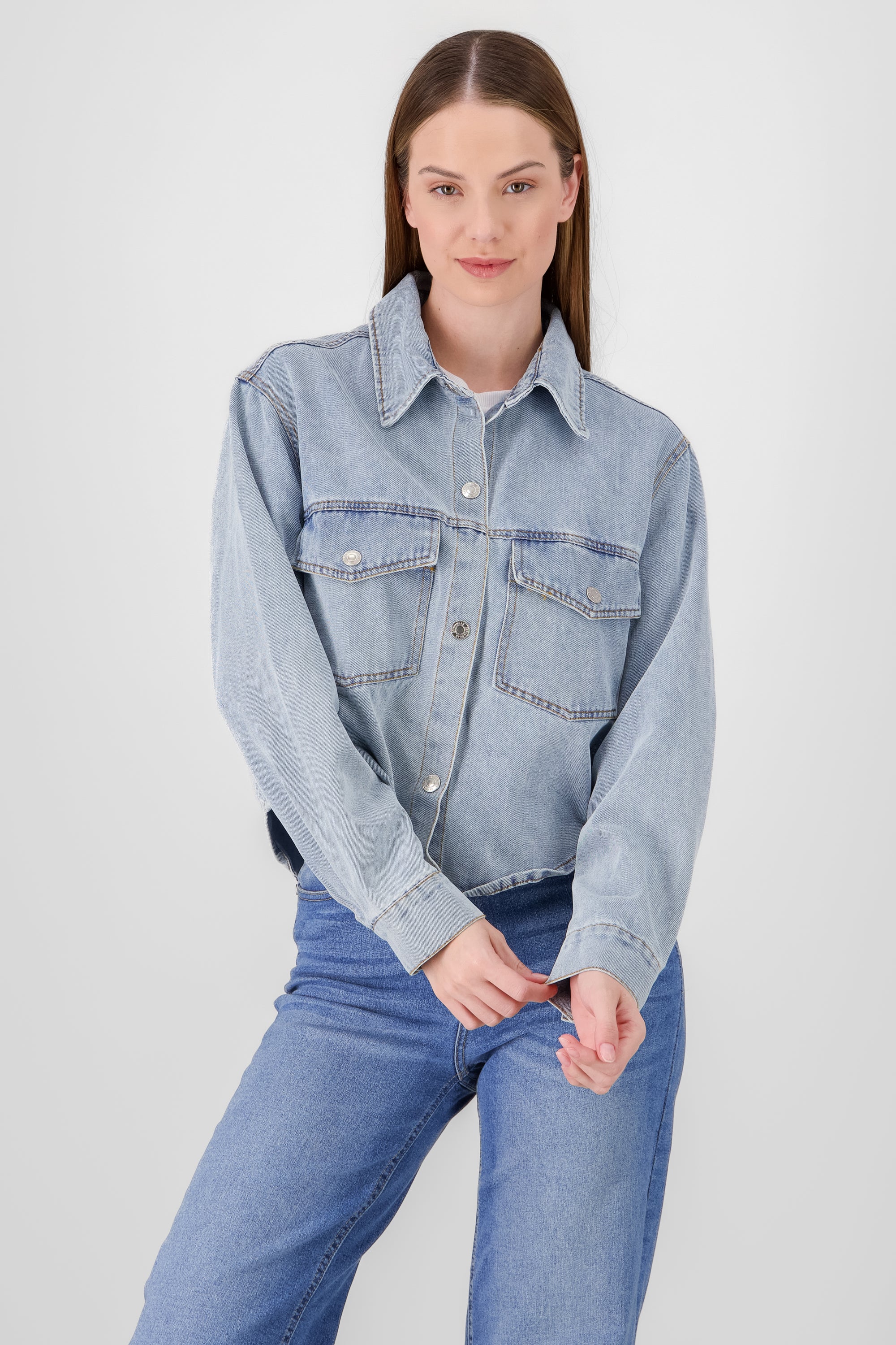 Chamarra crop oversize LIGHT WASH