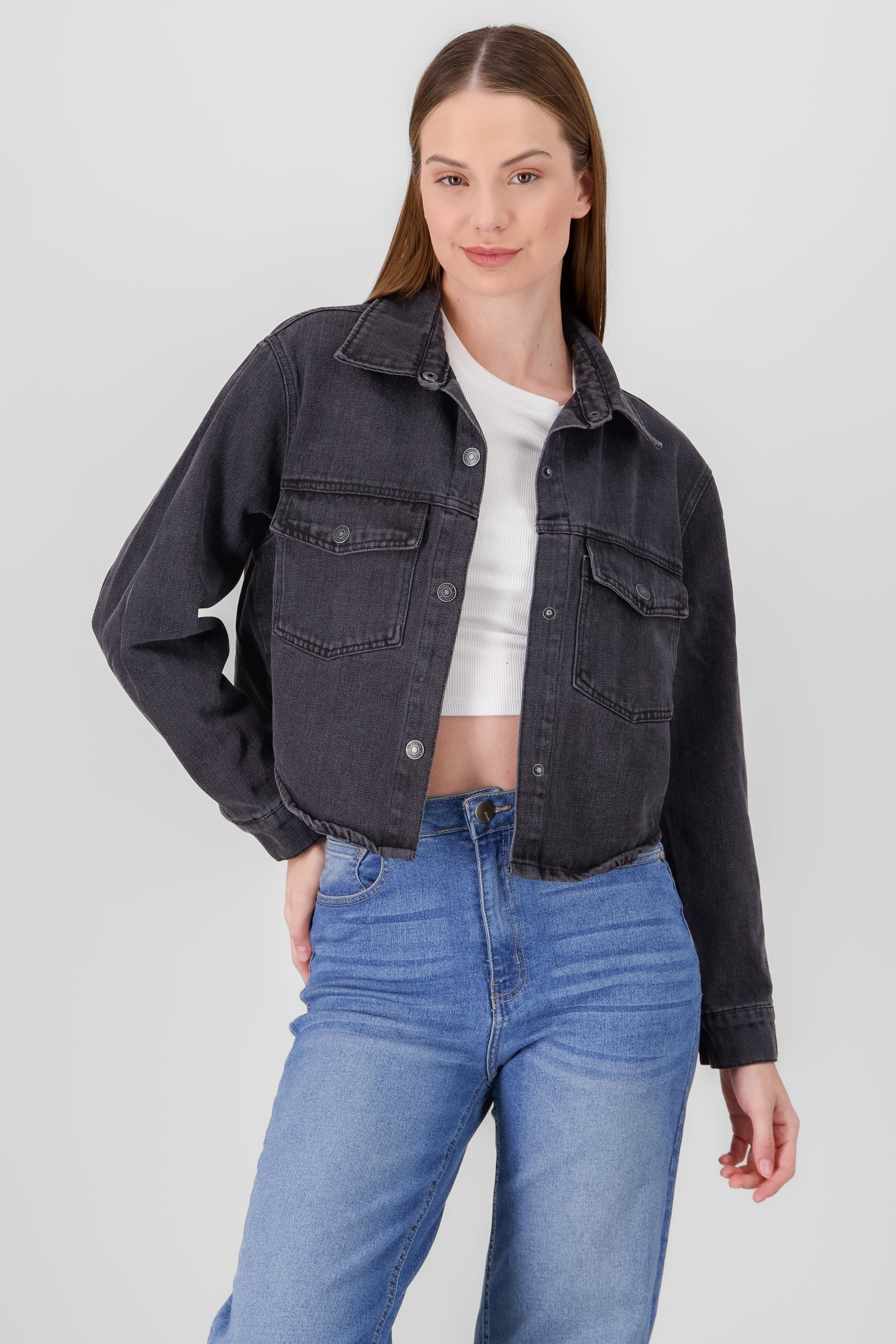 Chamarra crop oversize NEGRO