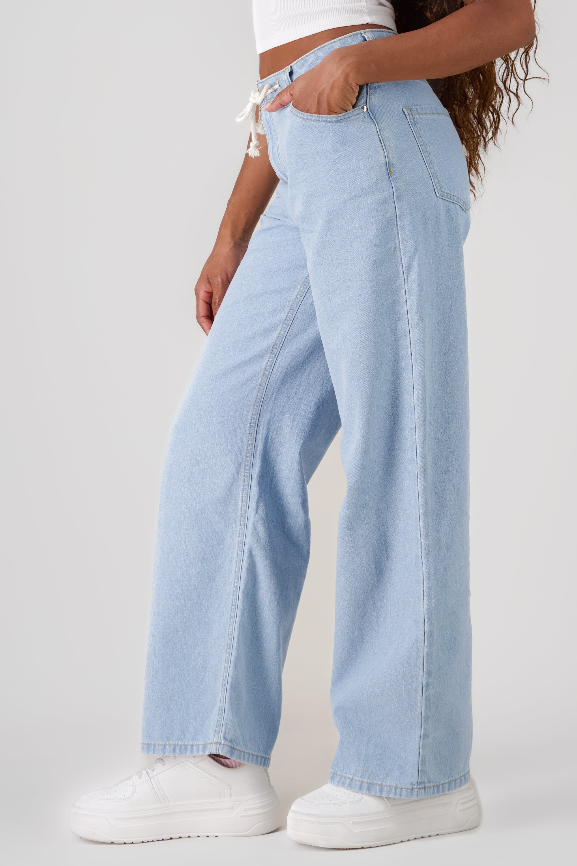 Jeans wide leg con jareta MEDIUM WASH