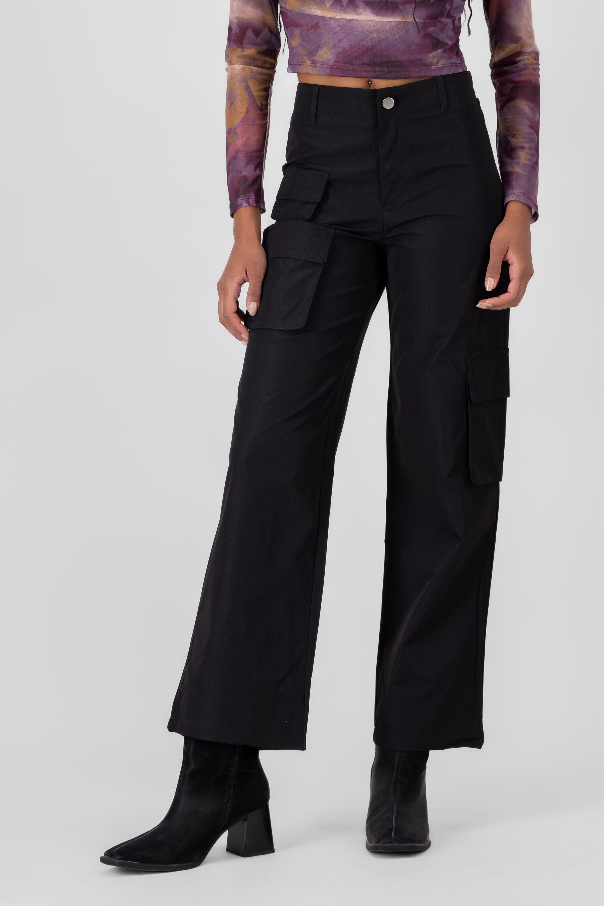Pantalones cargo lisos bolsas NEGRO